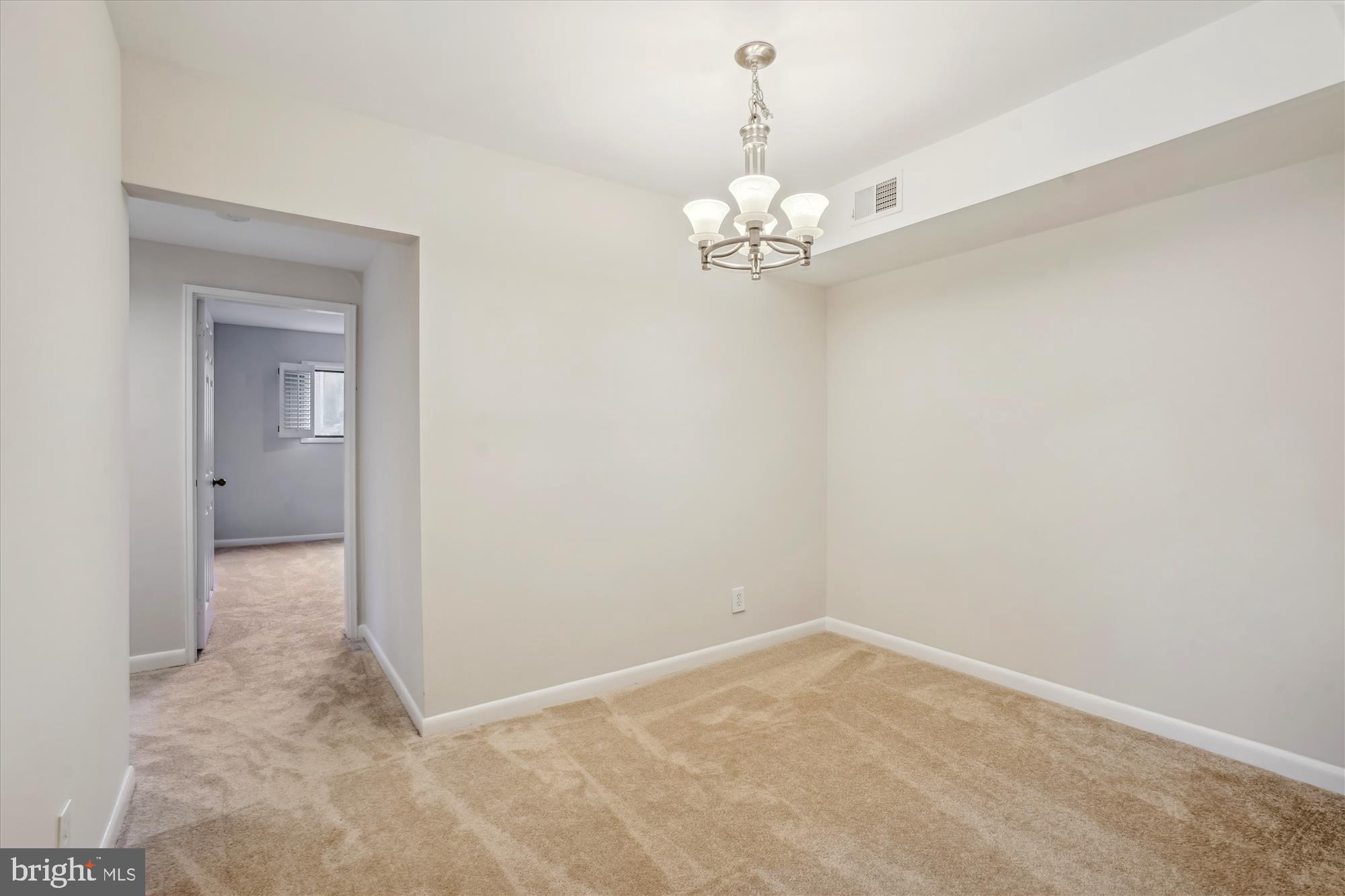 SEMINARY WALK - Residential