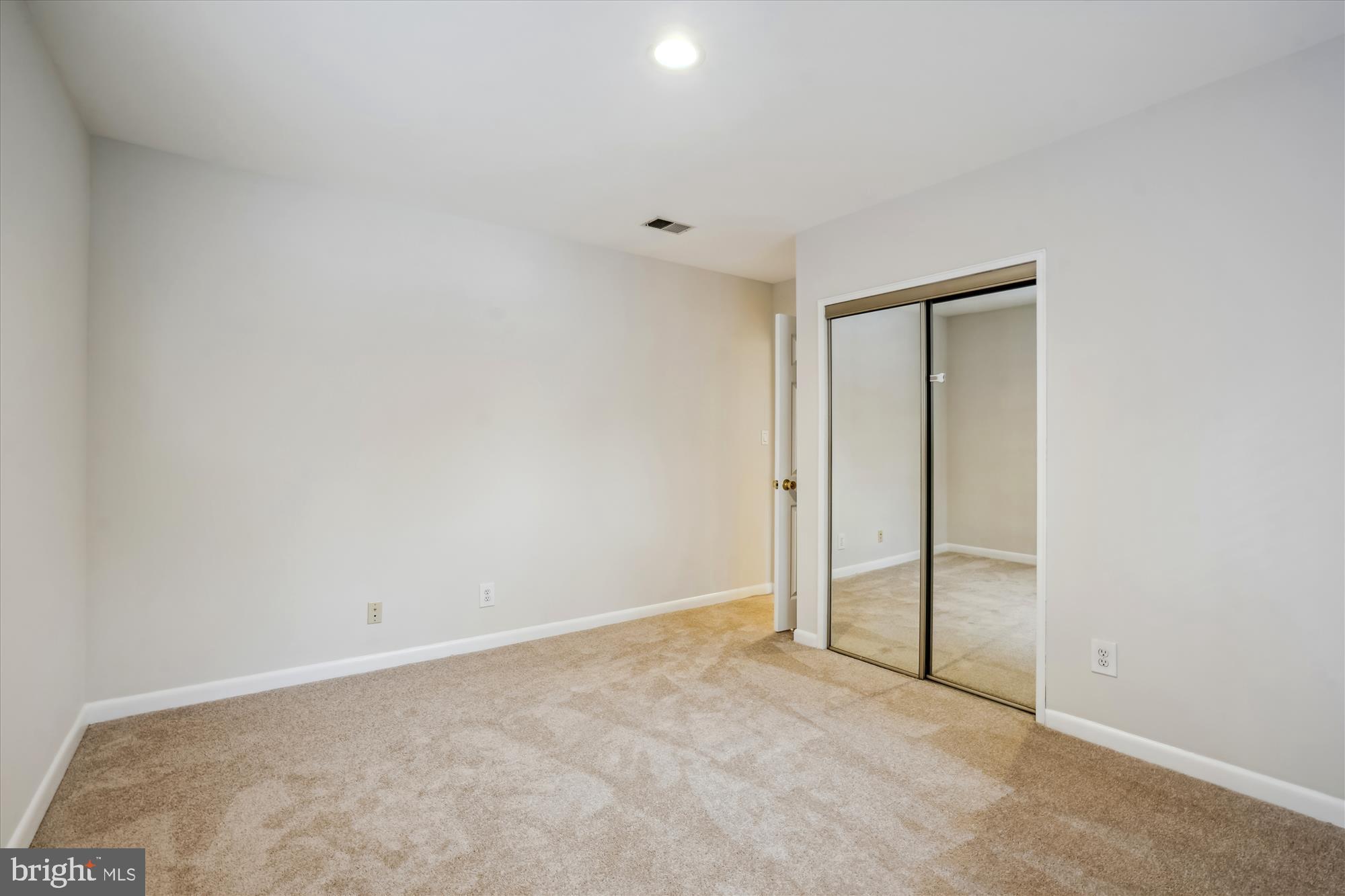 SEMINARY WALK - Residential