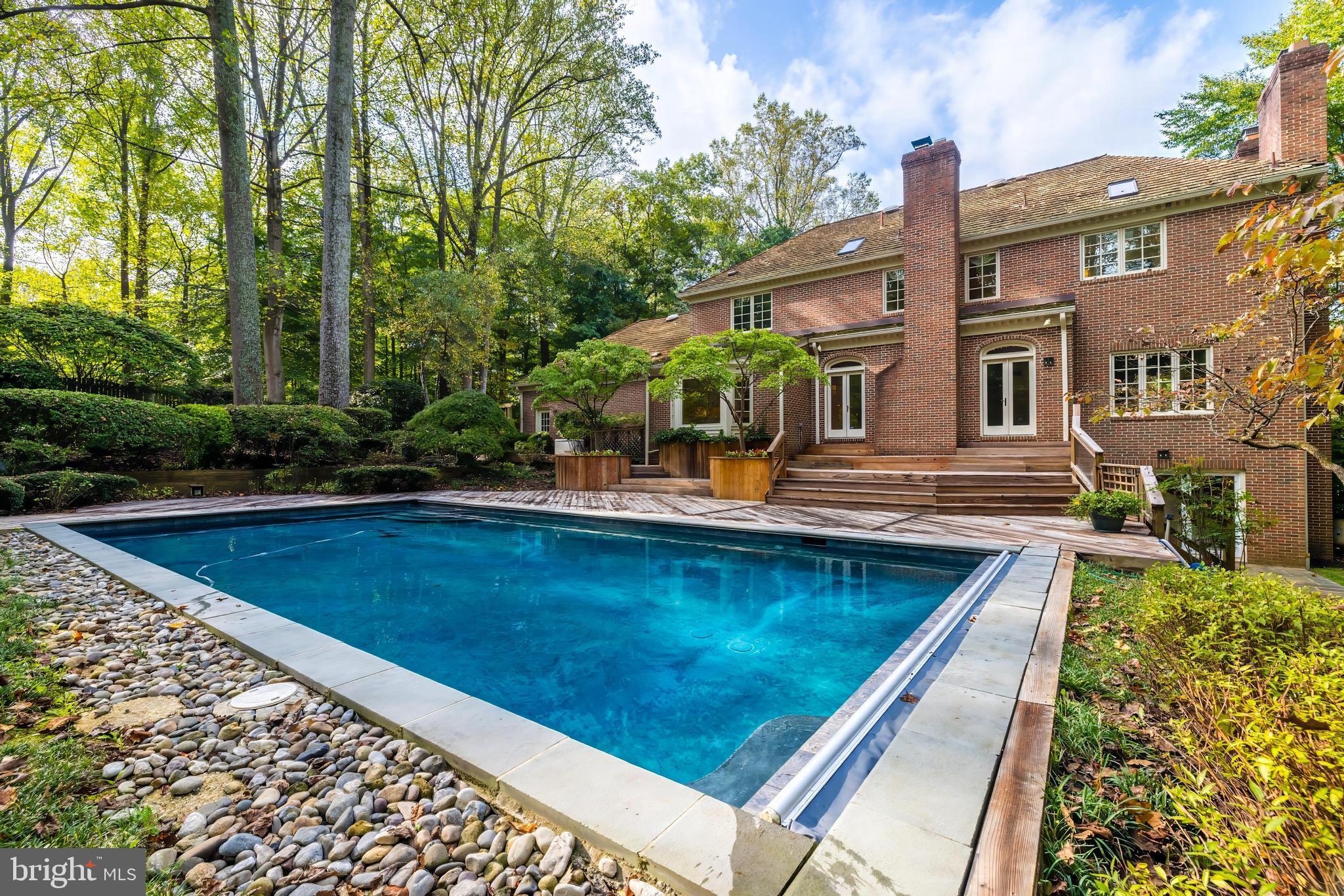 GEORGETOWN PLACE - Residential Lease