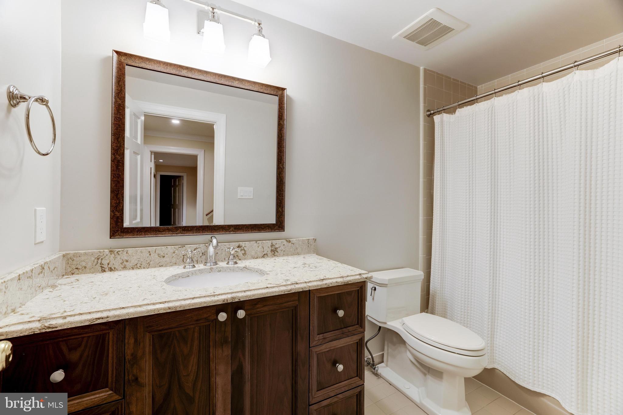 GEORGETOWN PLACE - Residential Lease