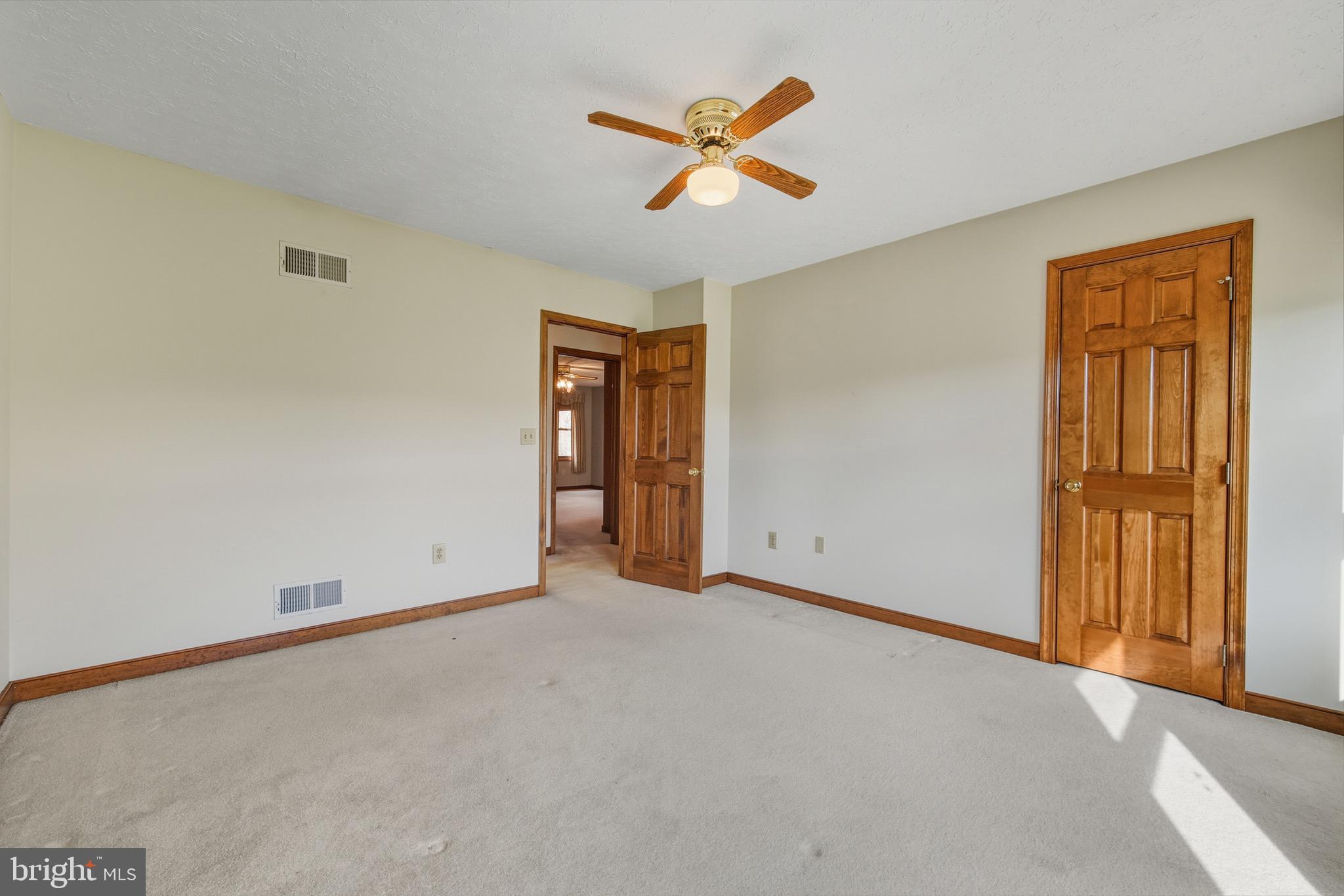 BATTLEFIELD BLUFF - Residential