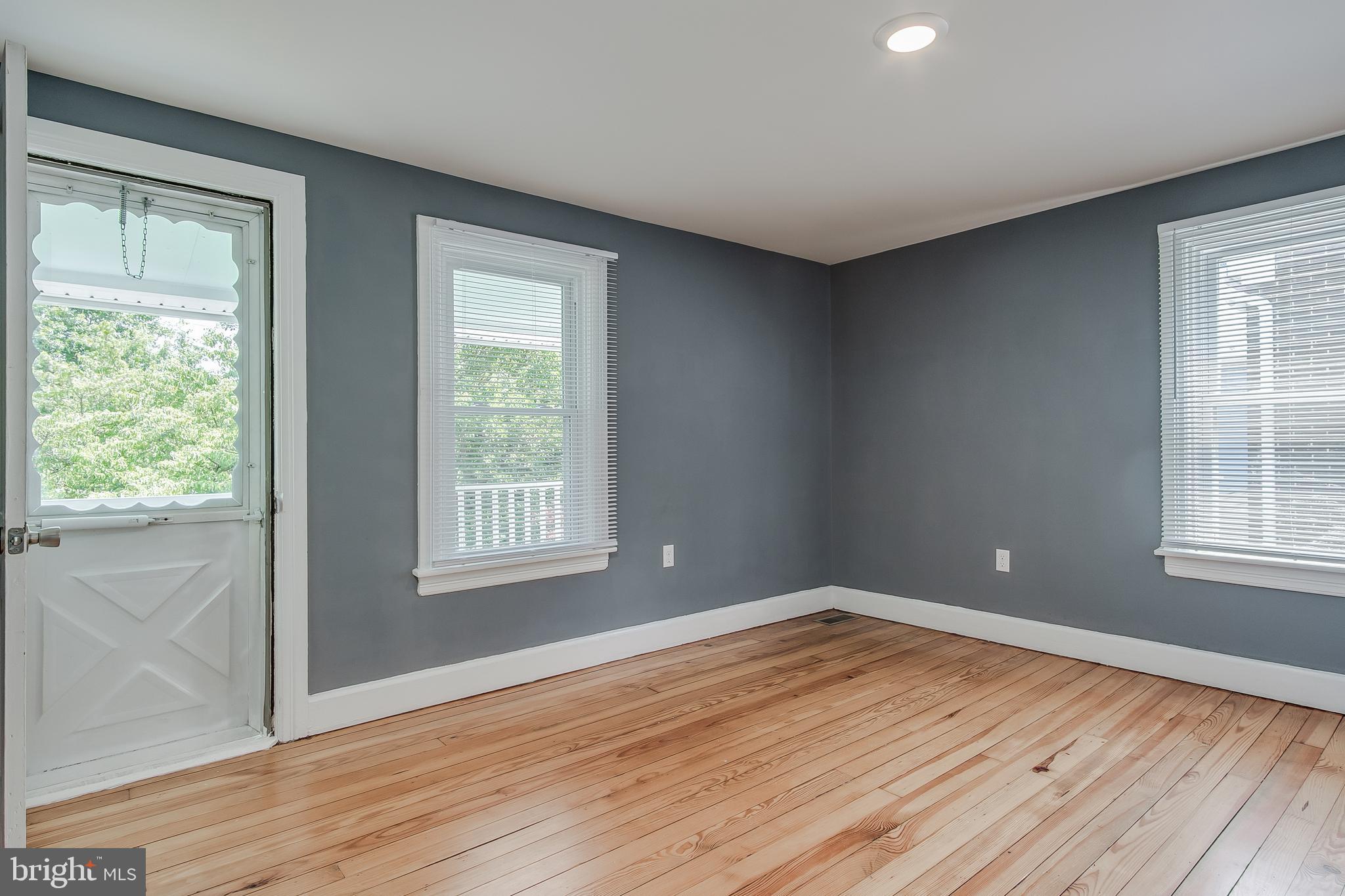 WILLIAMSPORT - Residential