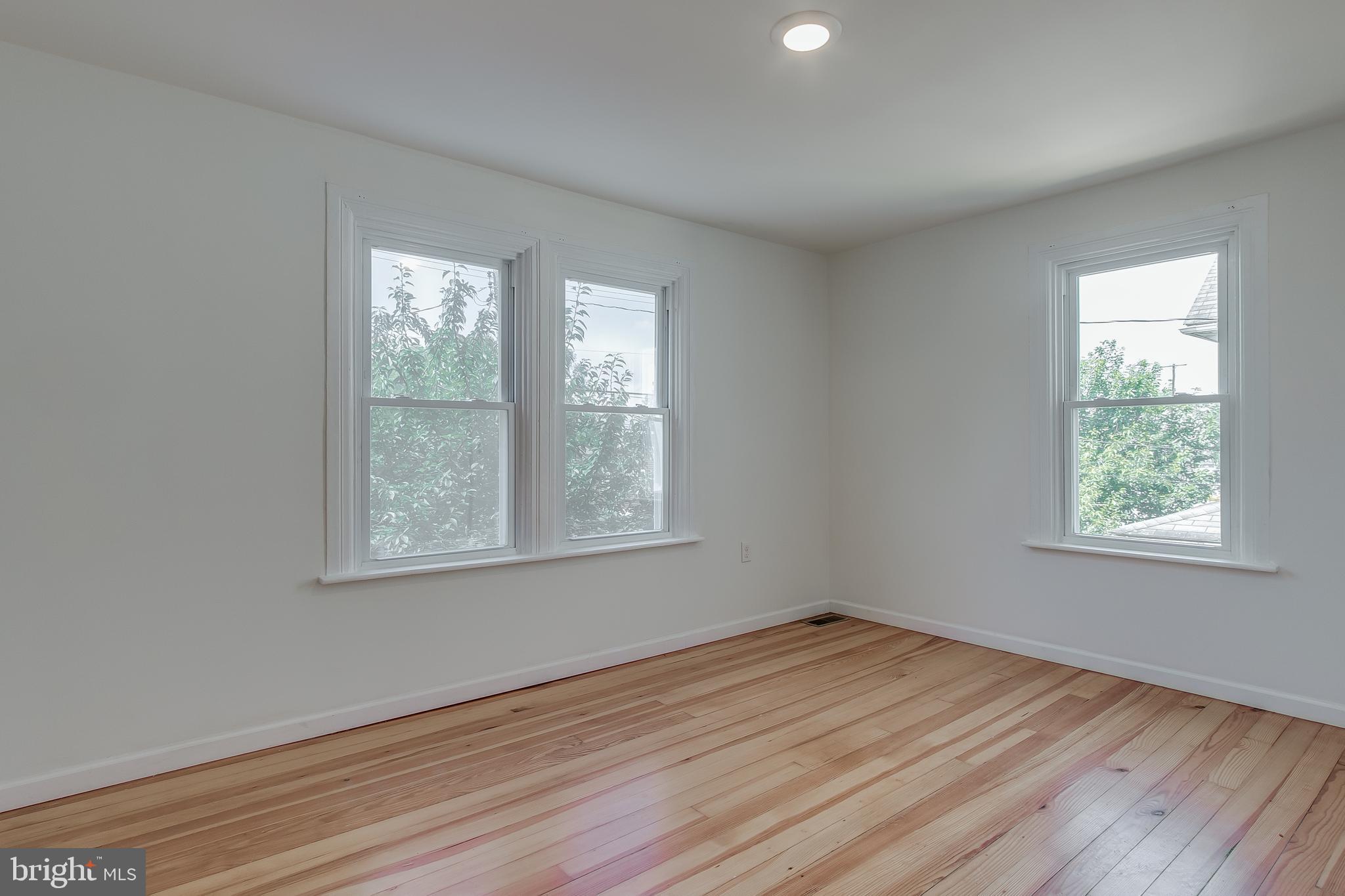 WILLIAMSPORT - Residential