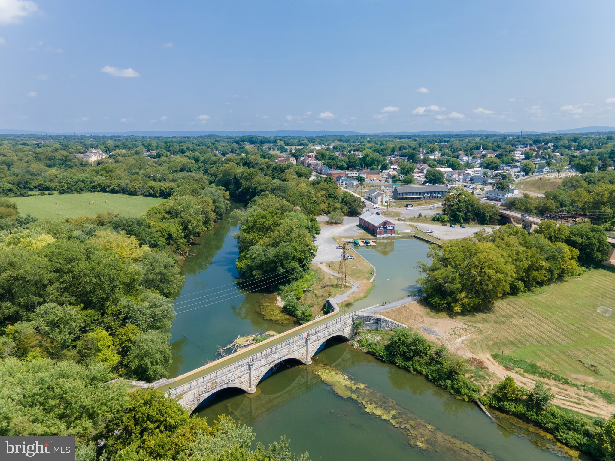 WILLIAMSPORT - Residential