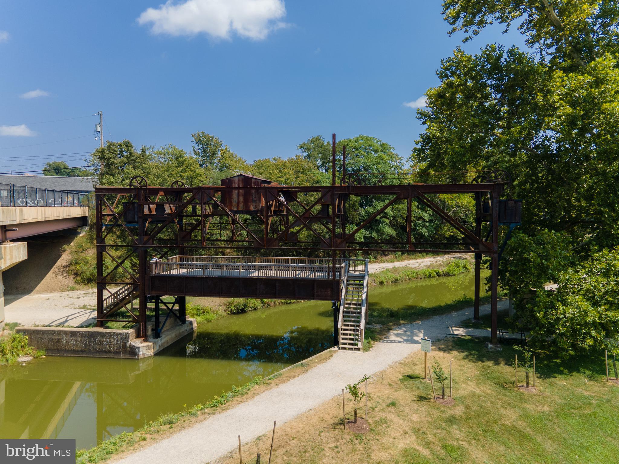 WILLIAMSPORT - Residential