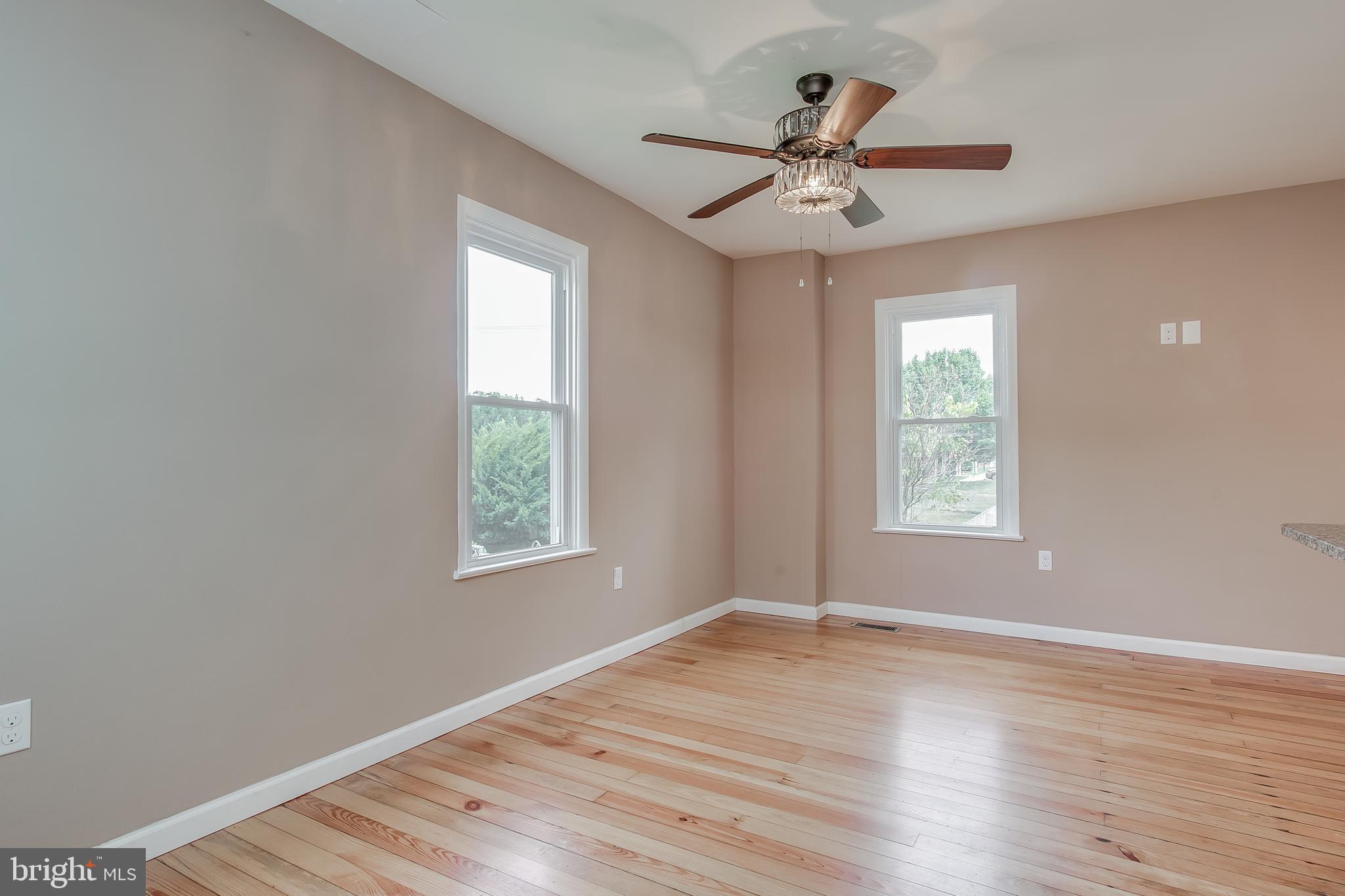 WILLIAMSPORT - Residential