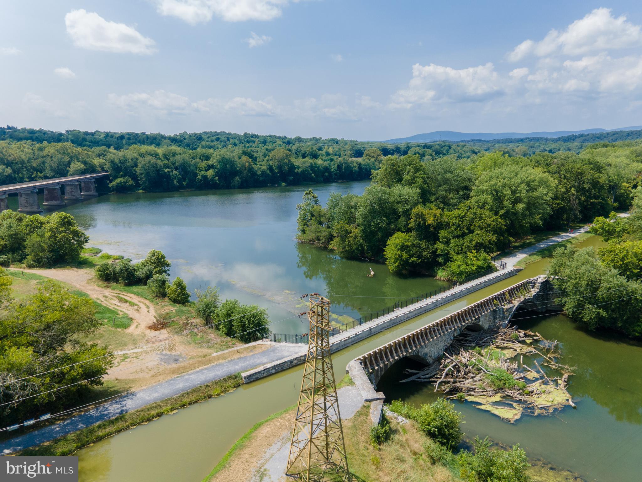 WILLIAMSPORT - Residential