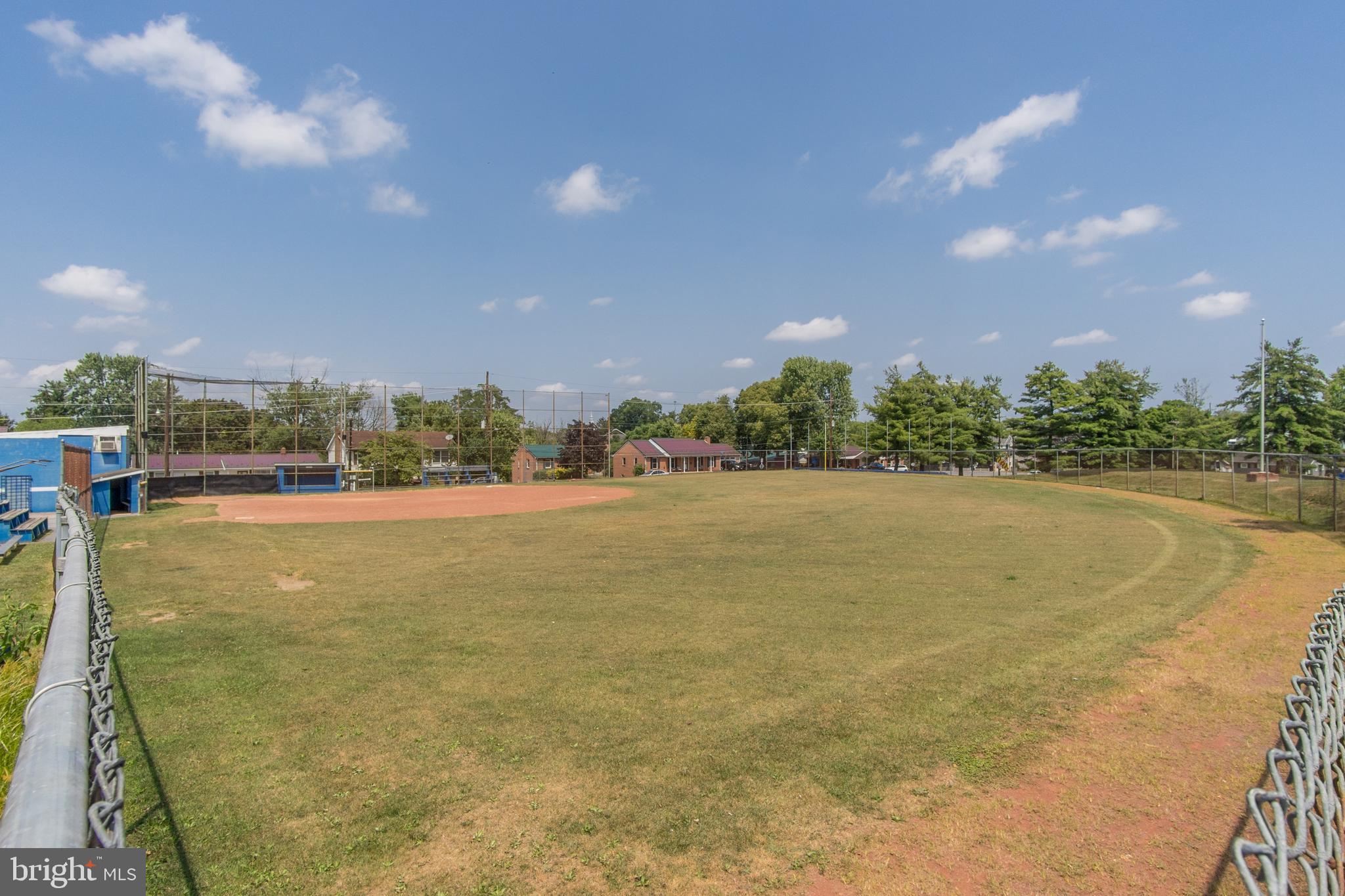 WILLIAMSPORT - Residential