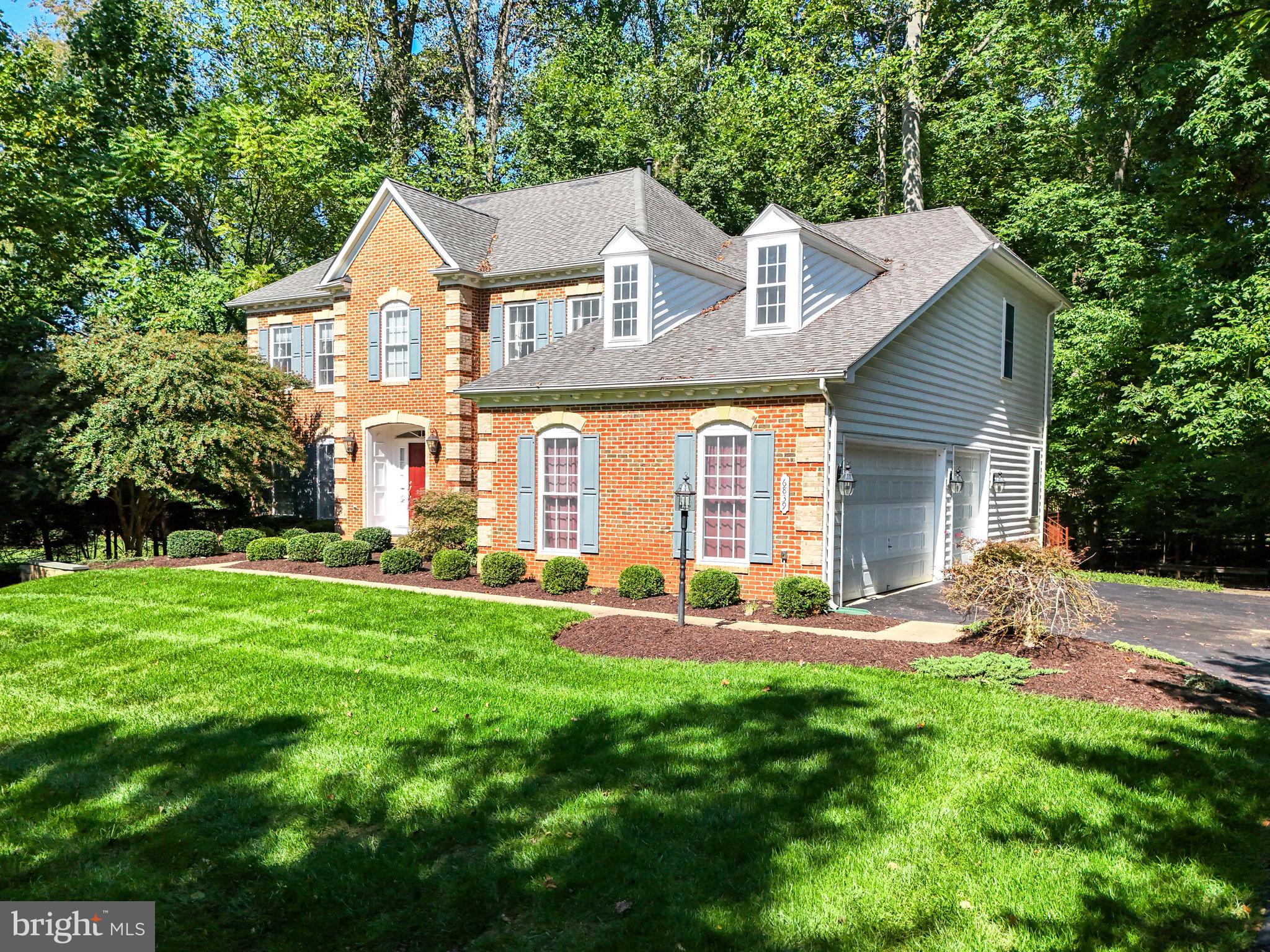 BROOKSIDE - Residential