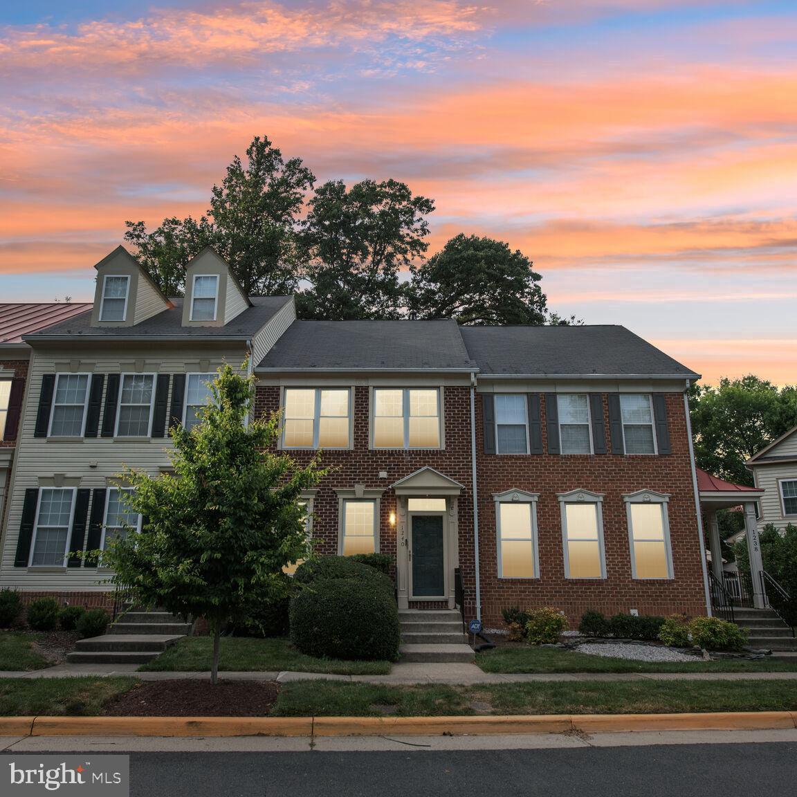 RESTON - Residential