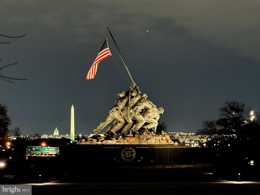 ROSSLYN HEIGHTS - Residential