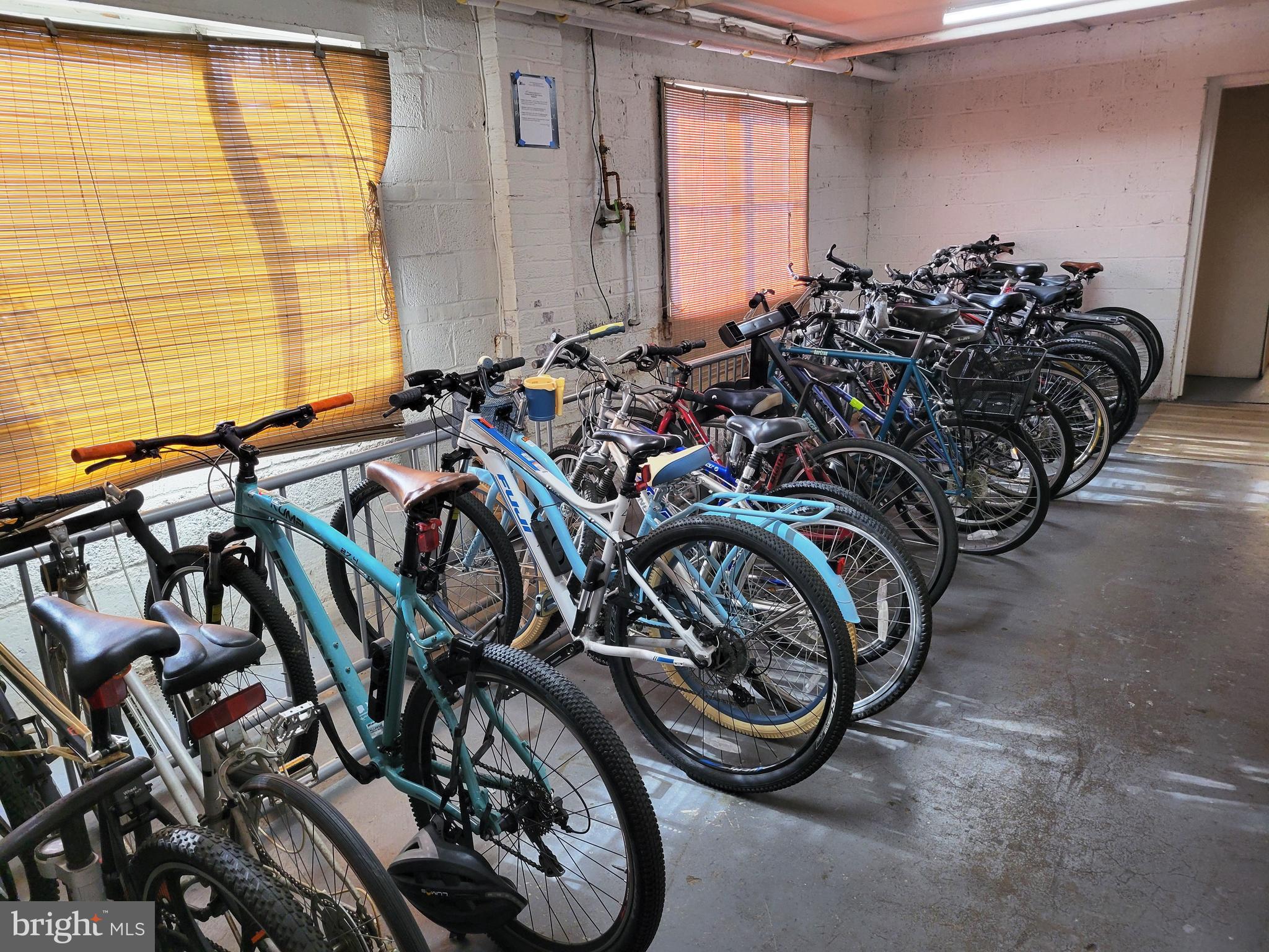 ROSSLYN HEIGHTS - Residential