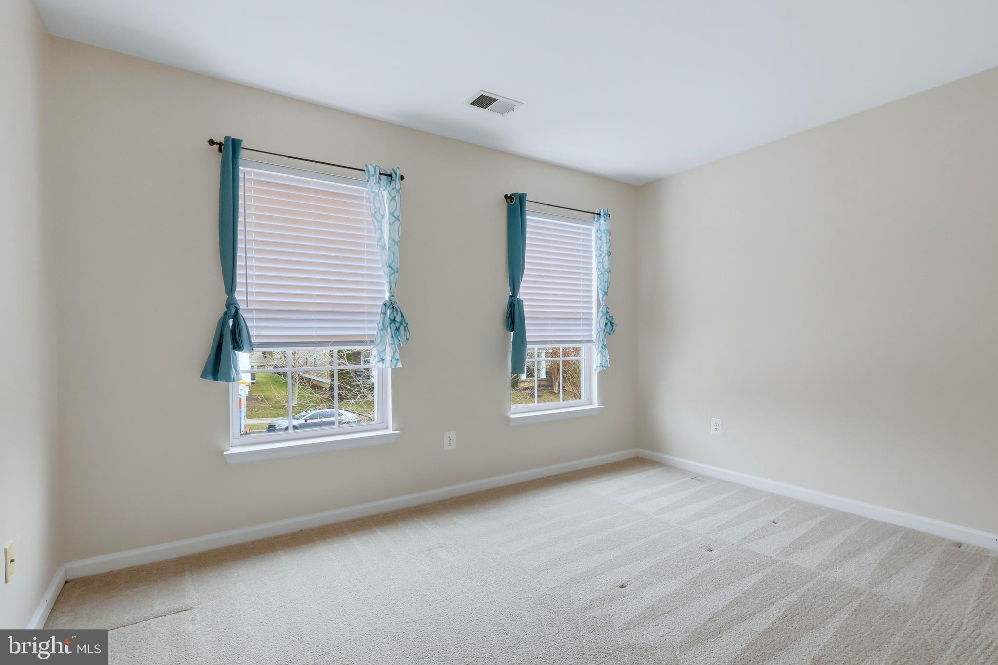 DAHLIA PARK OF WILDEWOOD - Residential