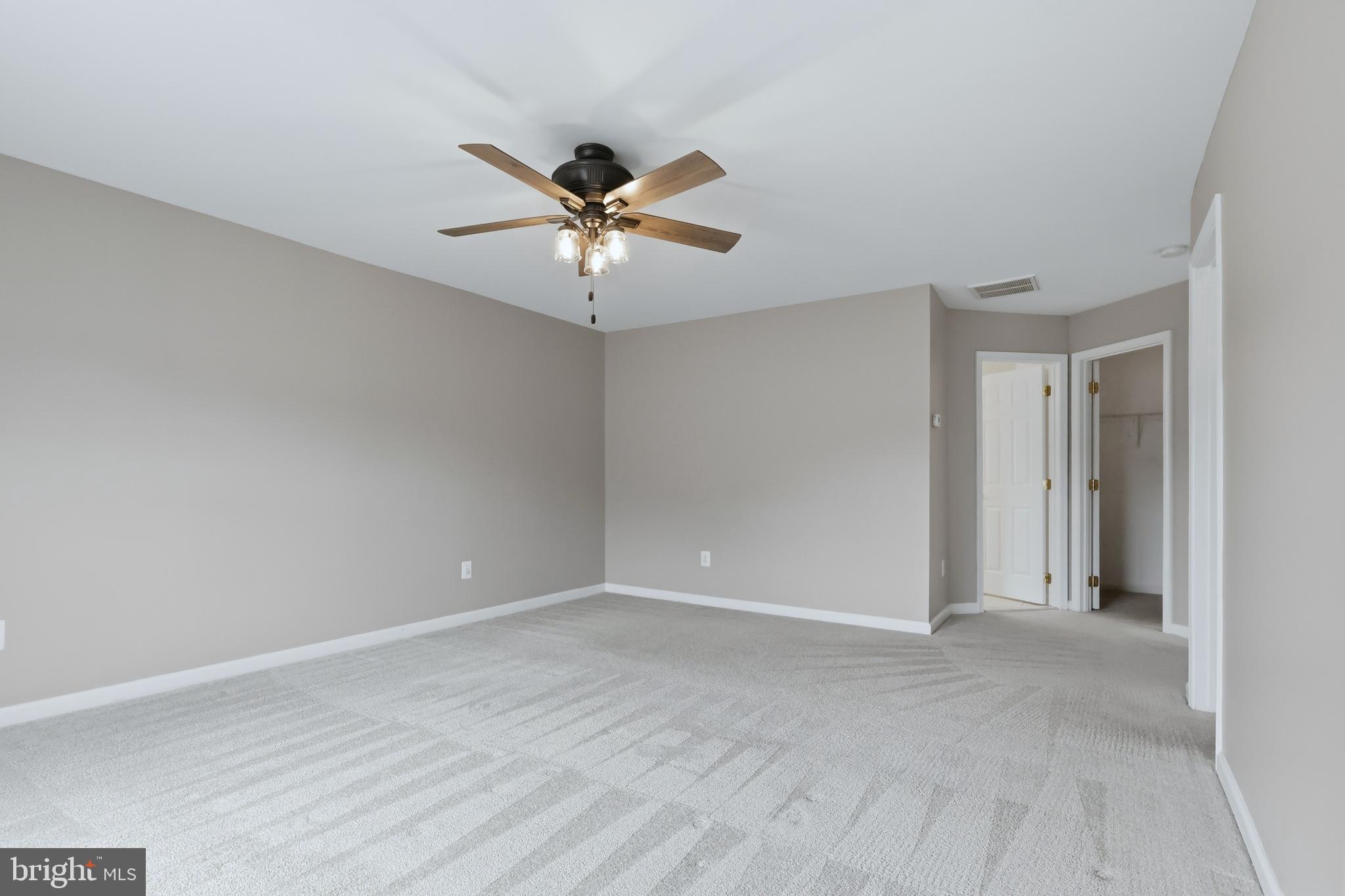 DAHLIA PARK OF WILDEWOOD - Residential