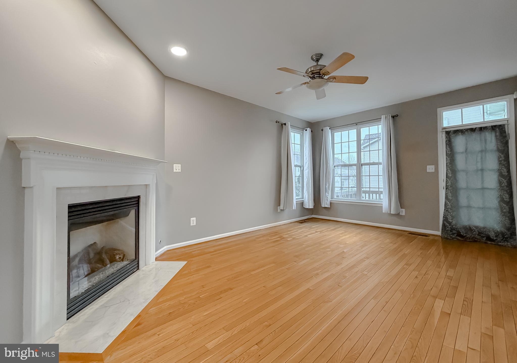 DAHLIA PARK OF WILDEWOOD - Residential