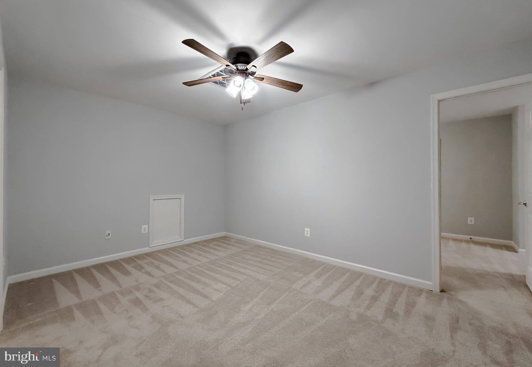 DAHLIA PARK OF WILDEWOOD - Residential