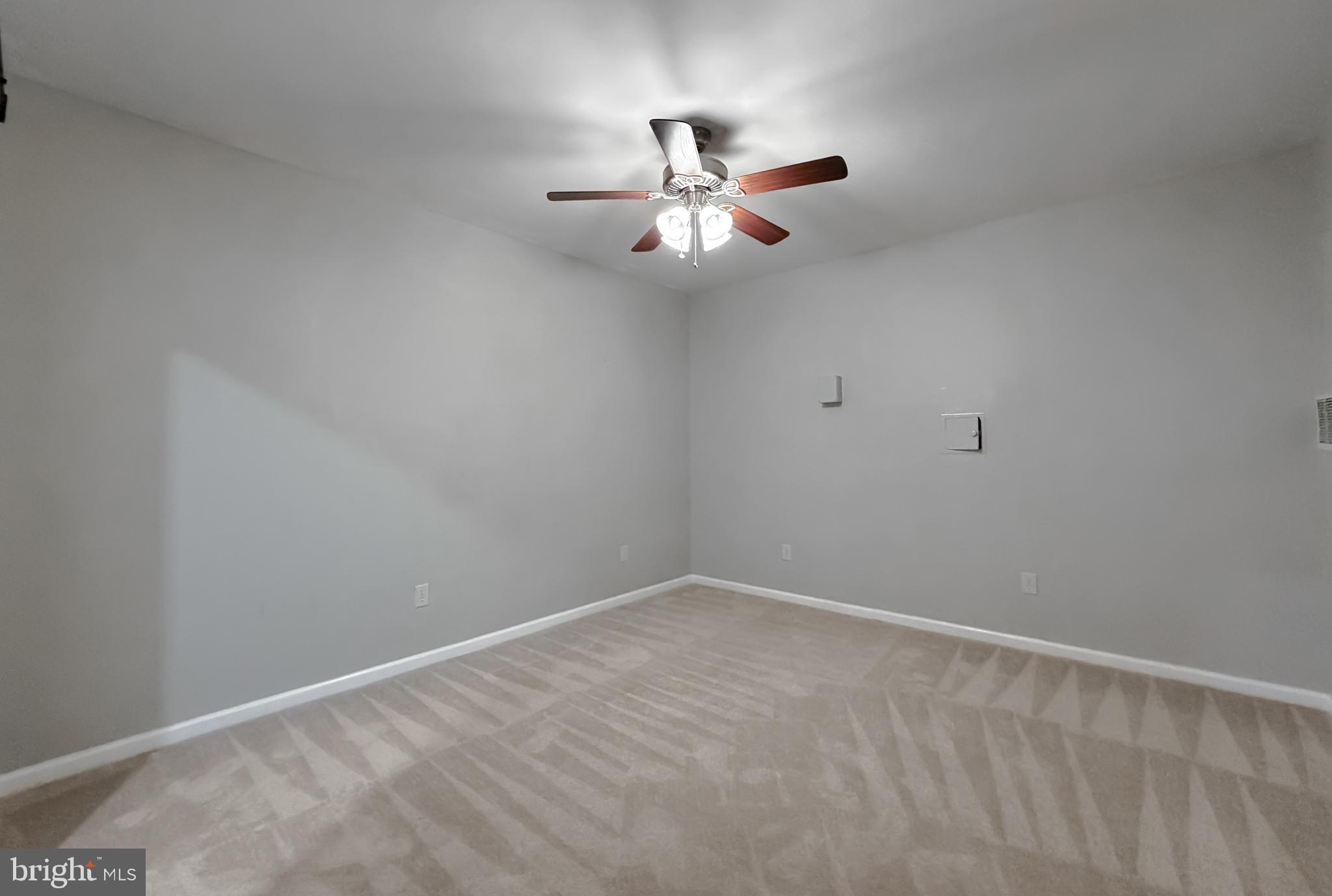 DAHLIA PARK OF WILDEWOOD - Residential