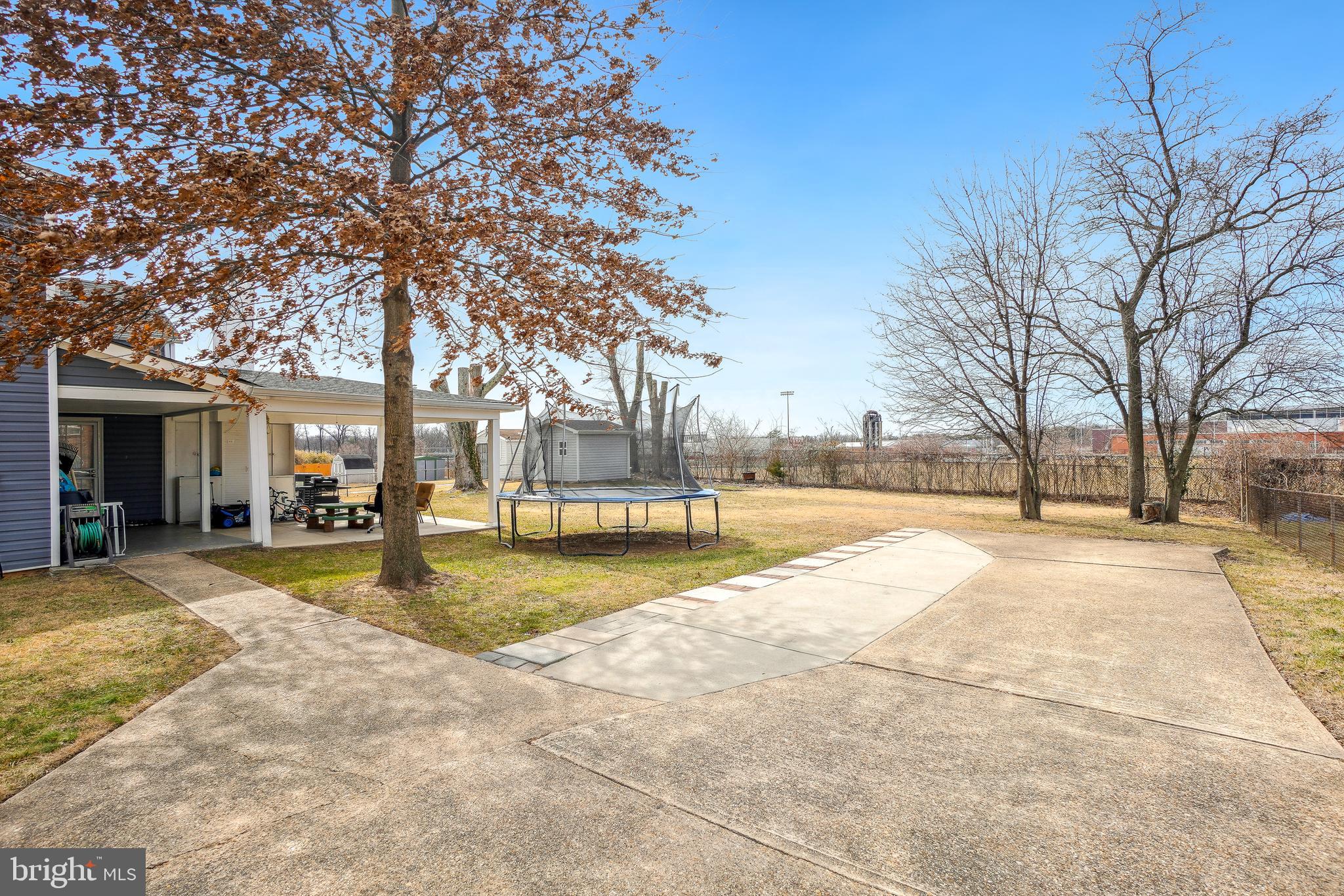 COLUMBIA PARK - Residential