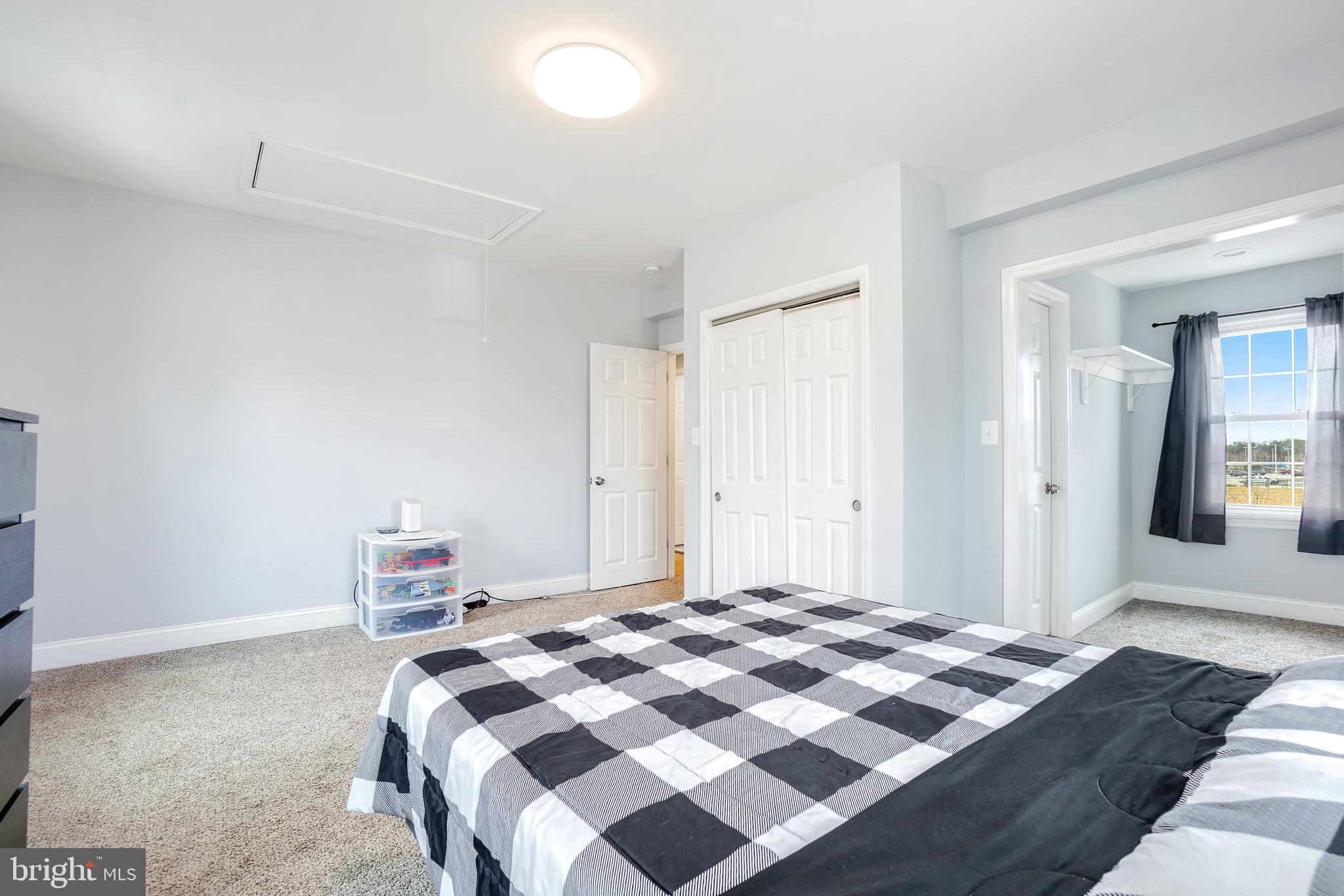 COLUMBIA PARK - Residential