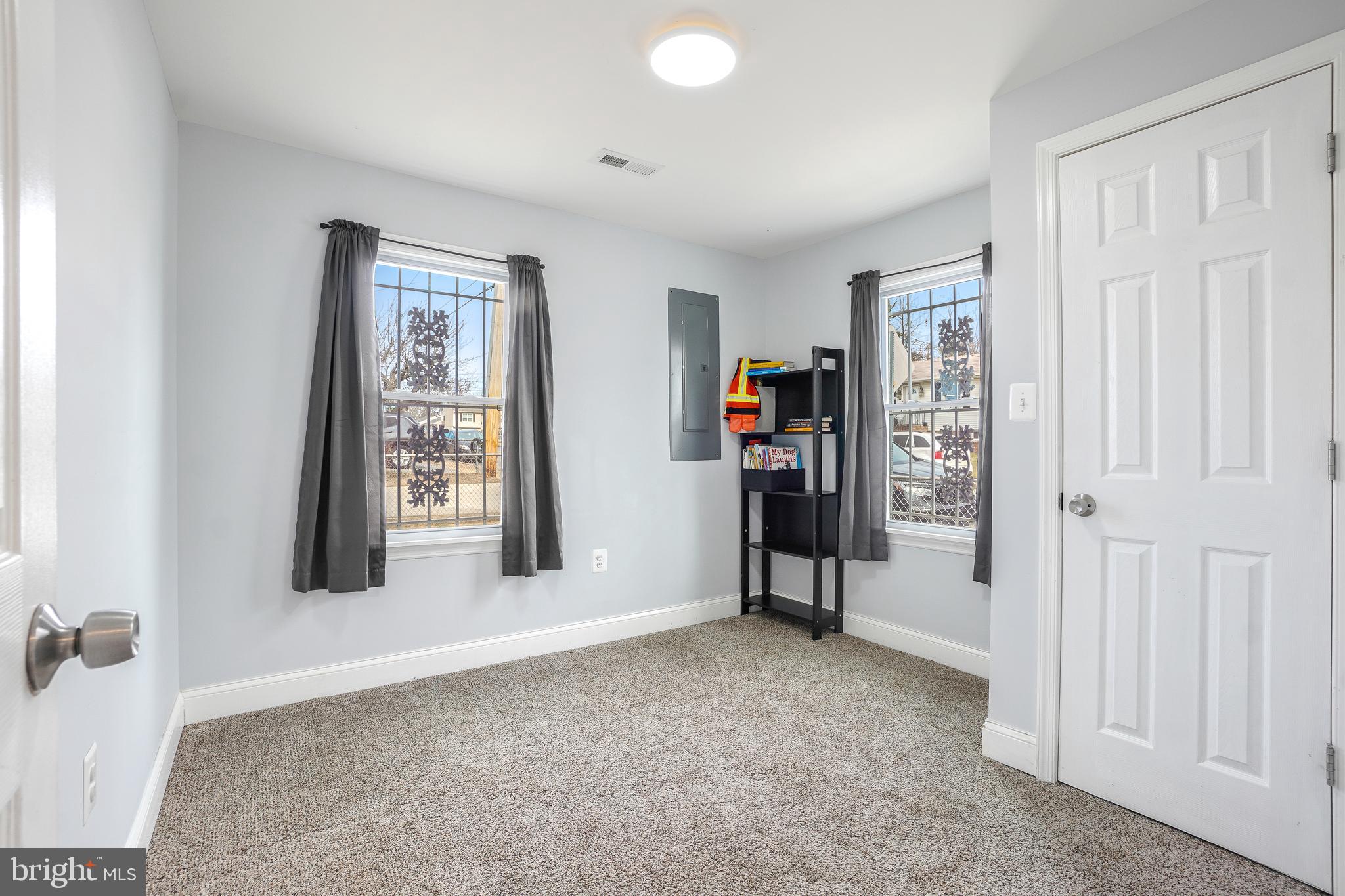 COLUMBIA PARK - Residential