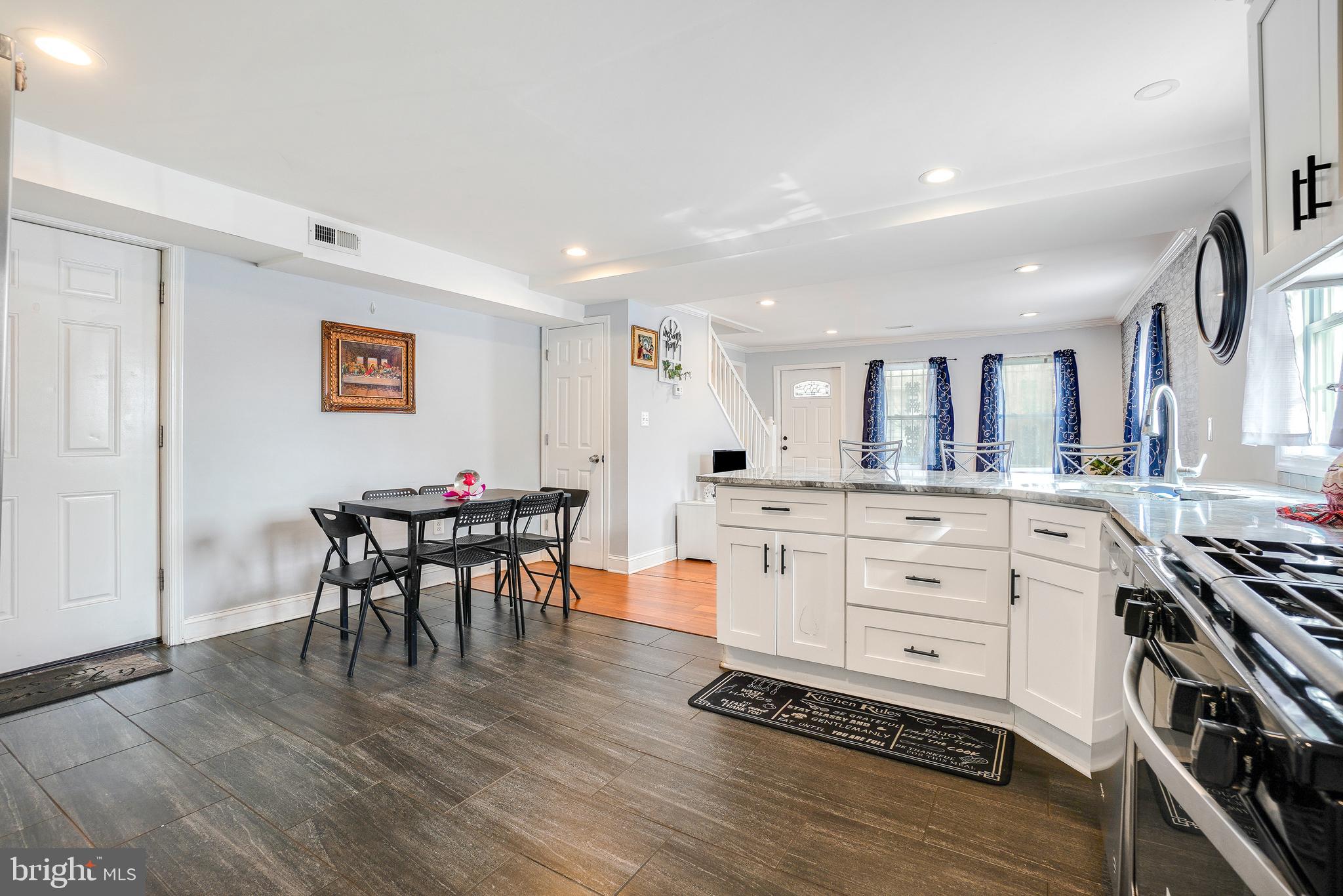 COLUMBIA PARK - Residential