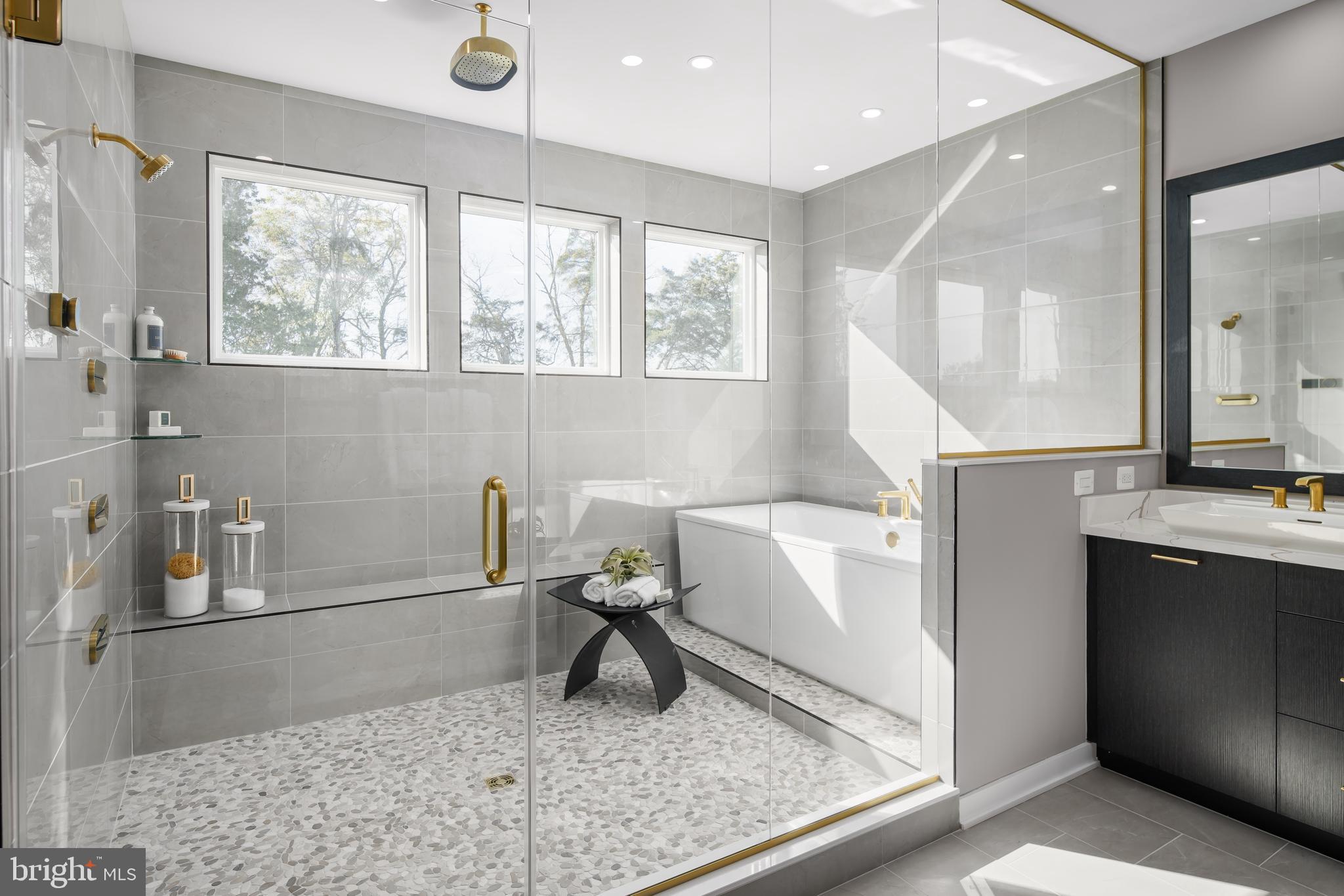 PARKSIDE VILLAGE - Residential