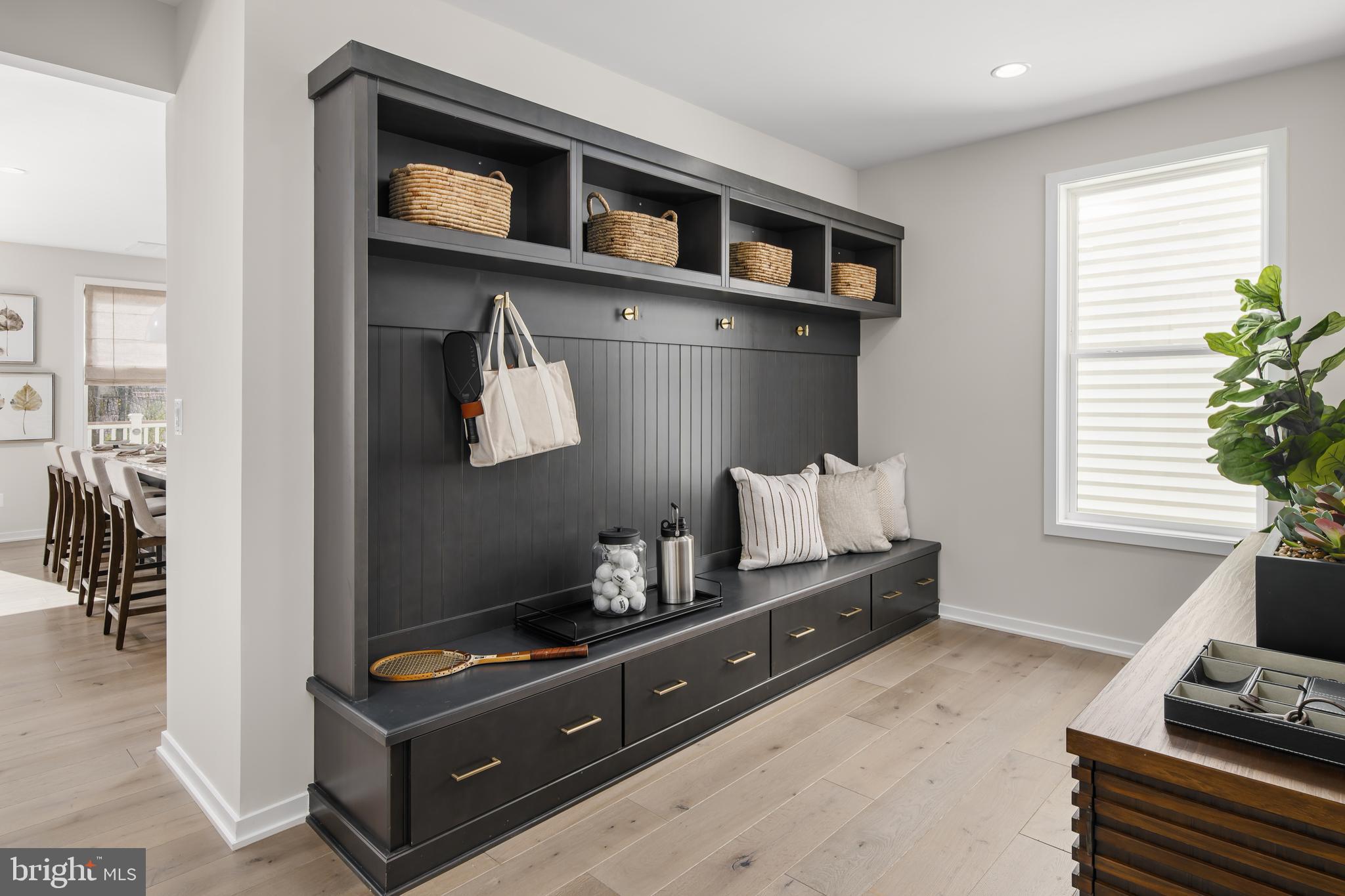 PARKSIDE VILLAGE - Residential