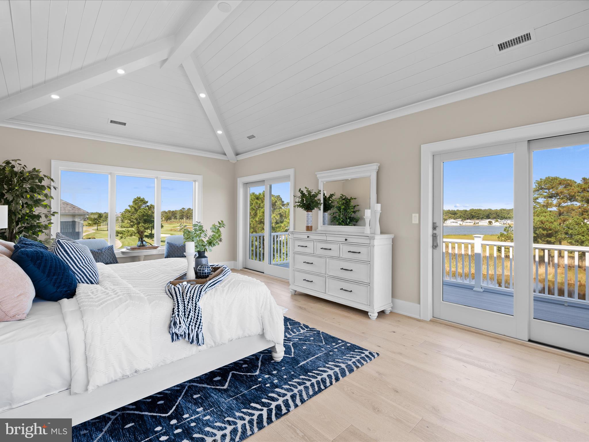 PENINSULA - Residential