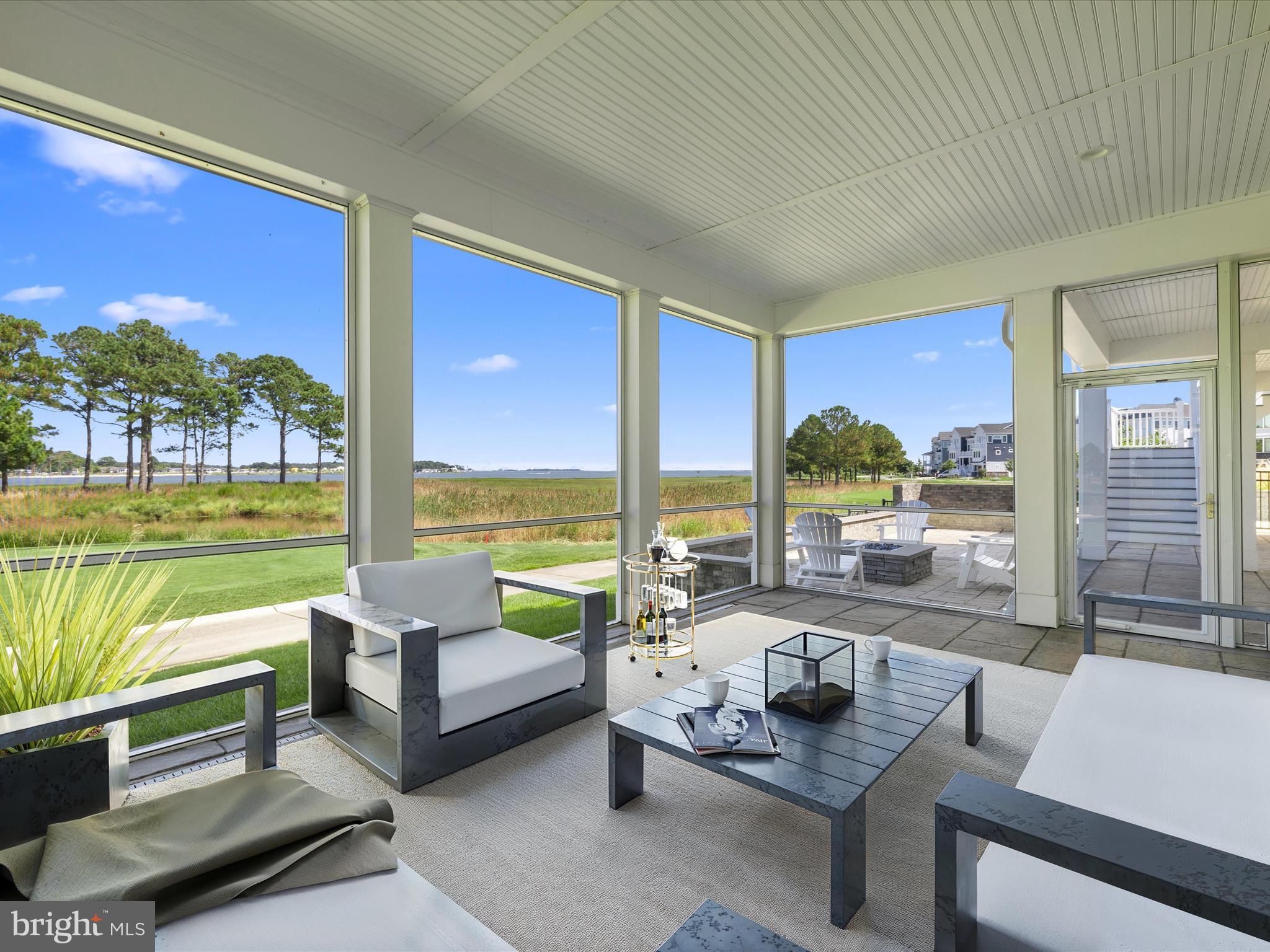 PENINSULA - Residential