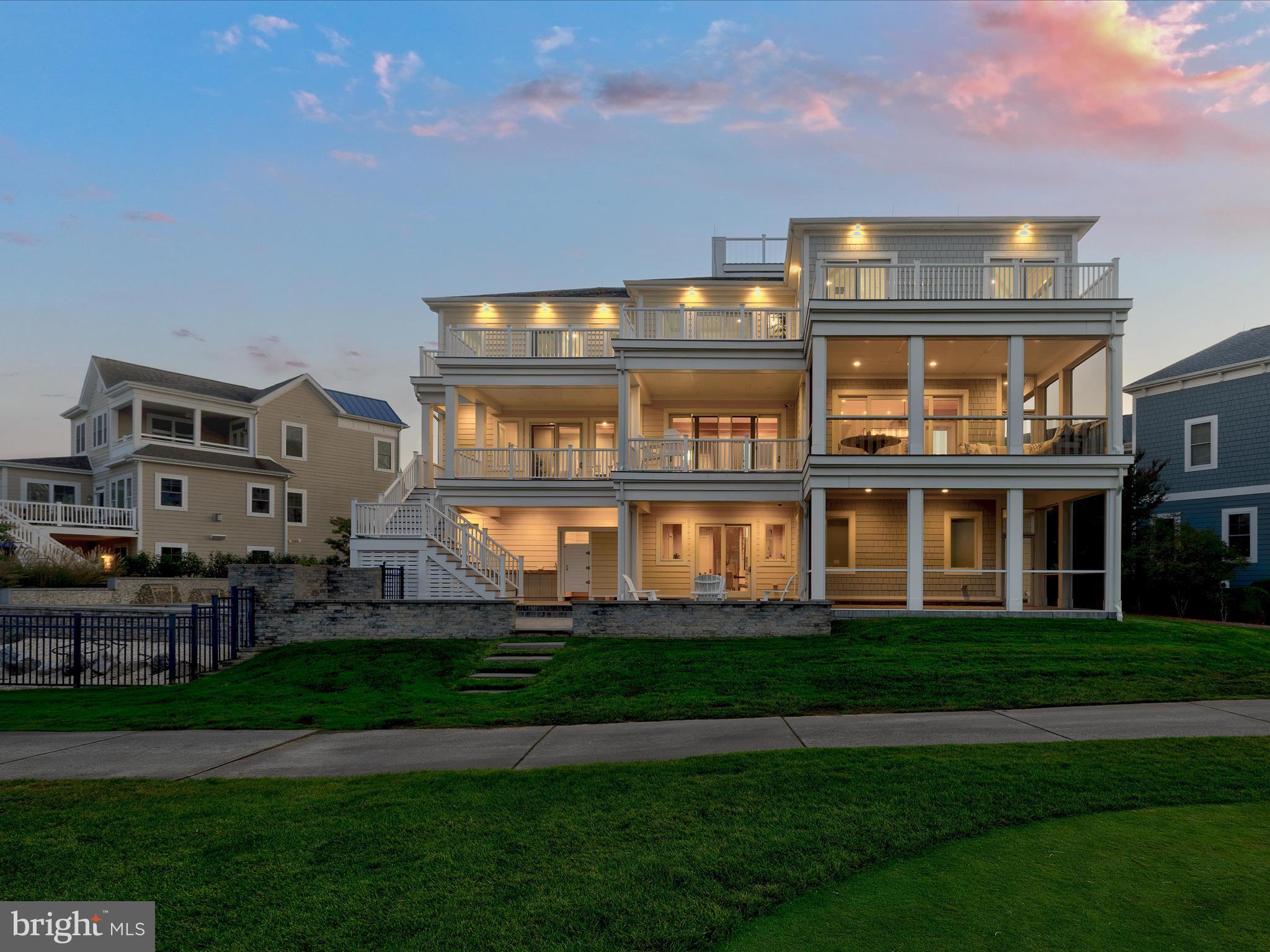 PENINSULA - Residential