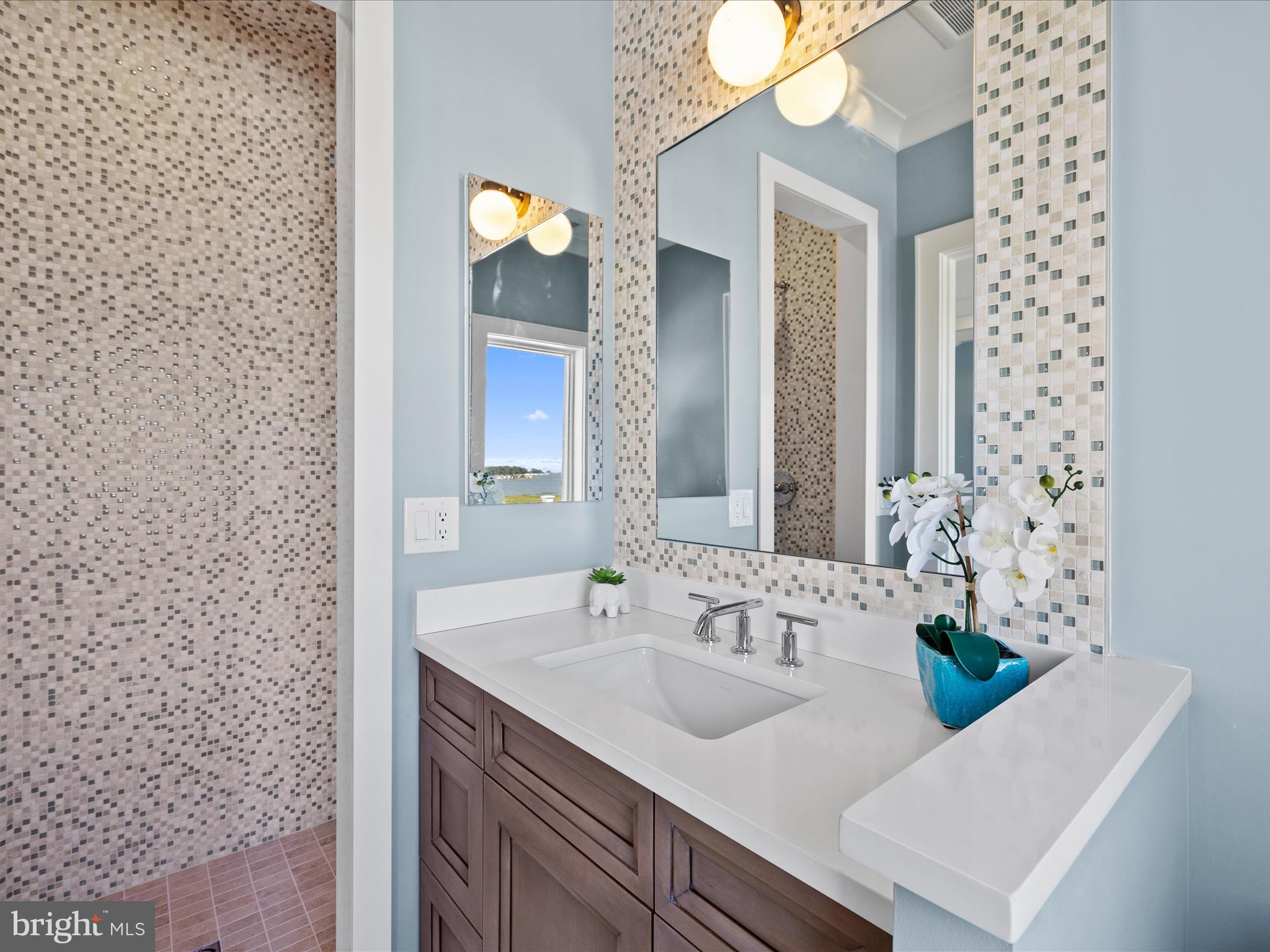 PENINSULA - Residential