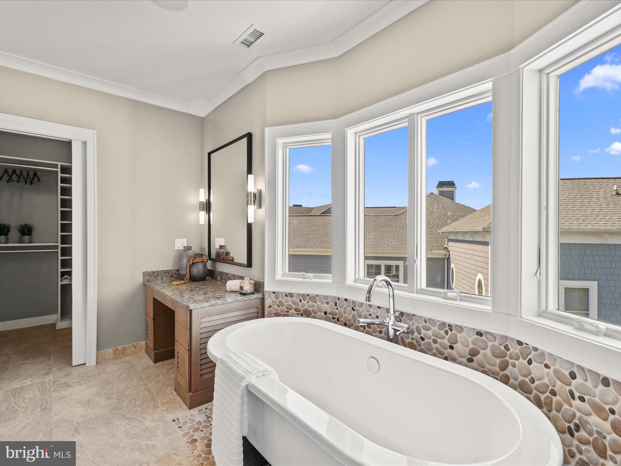 PENINSULA - Residential