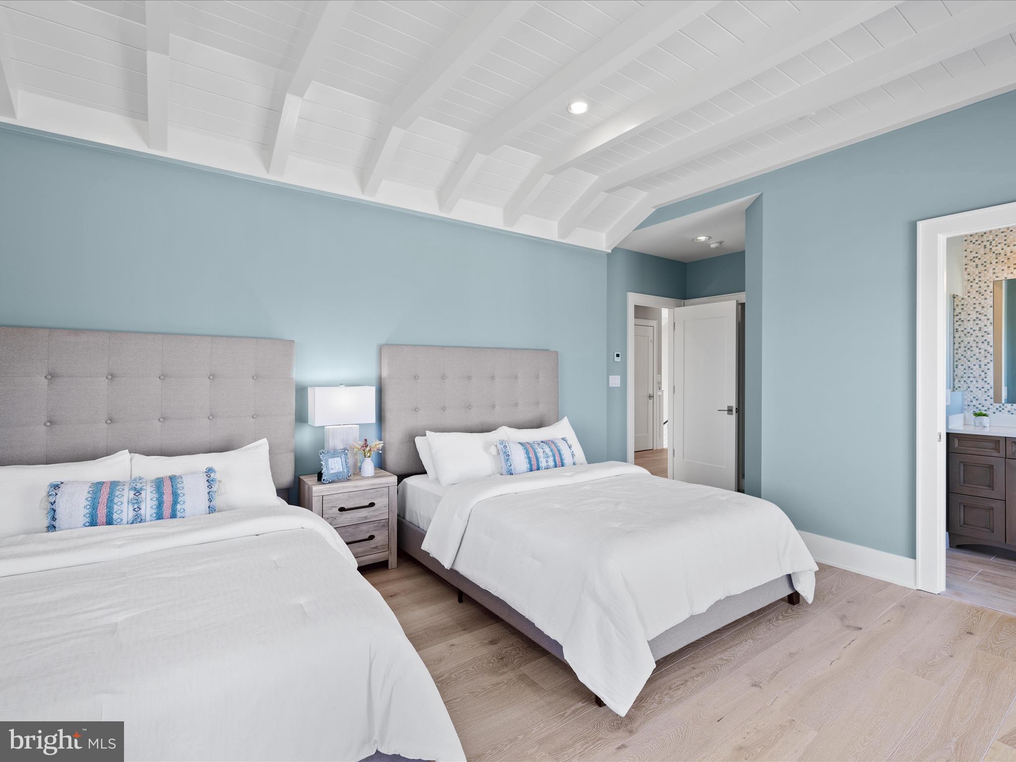 PENINSULA - Residential