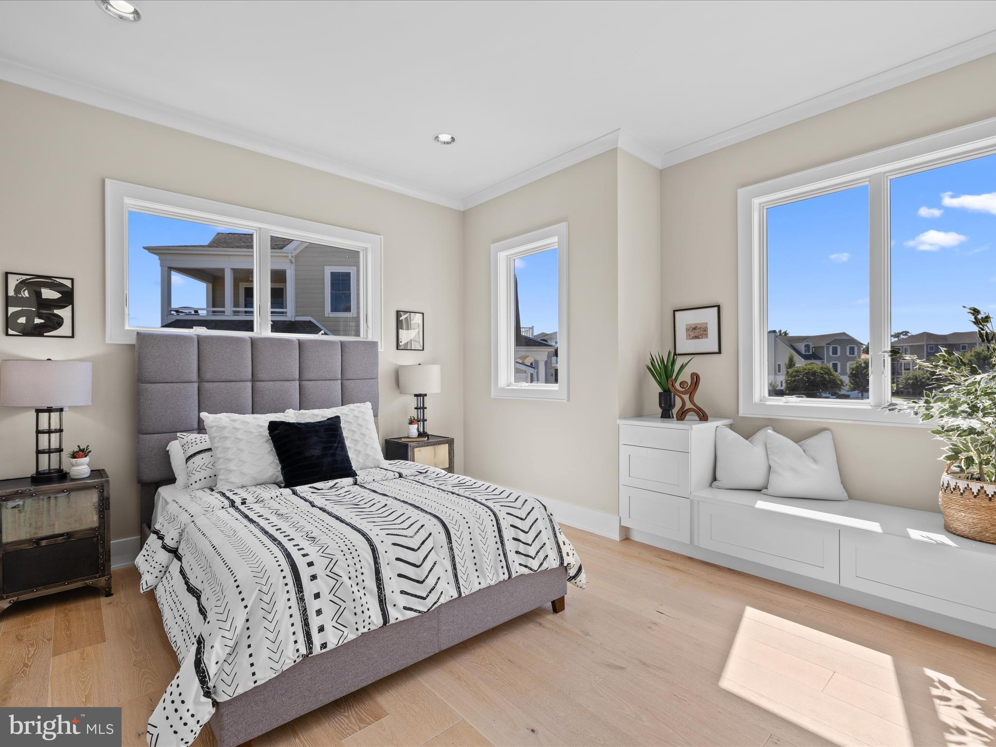 PENINSULA - Residential