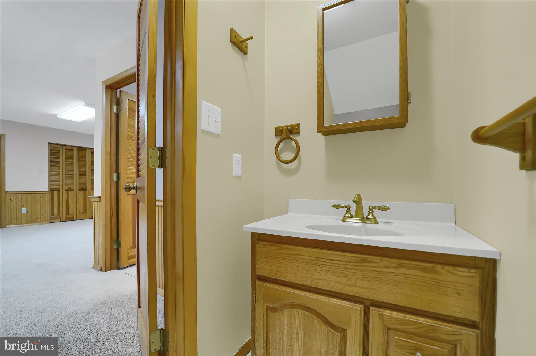 AARON VILLAGE - Residential