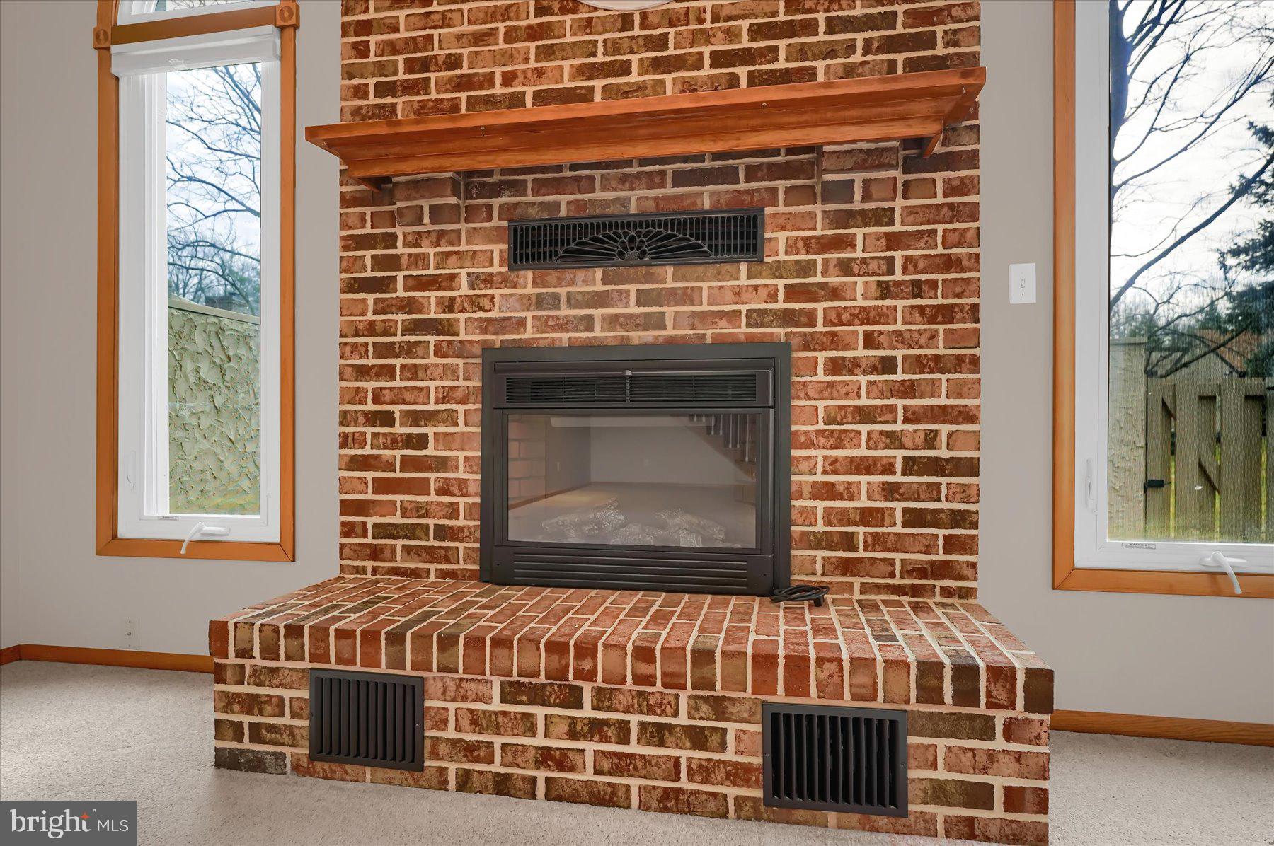 AARON VILLAGE - Residential