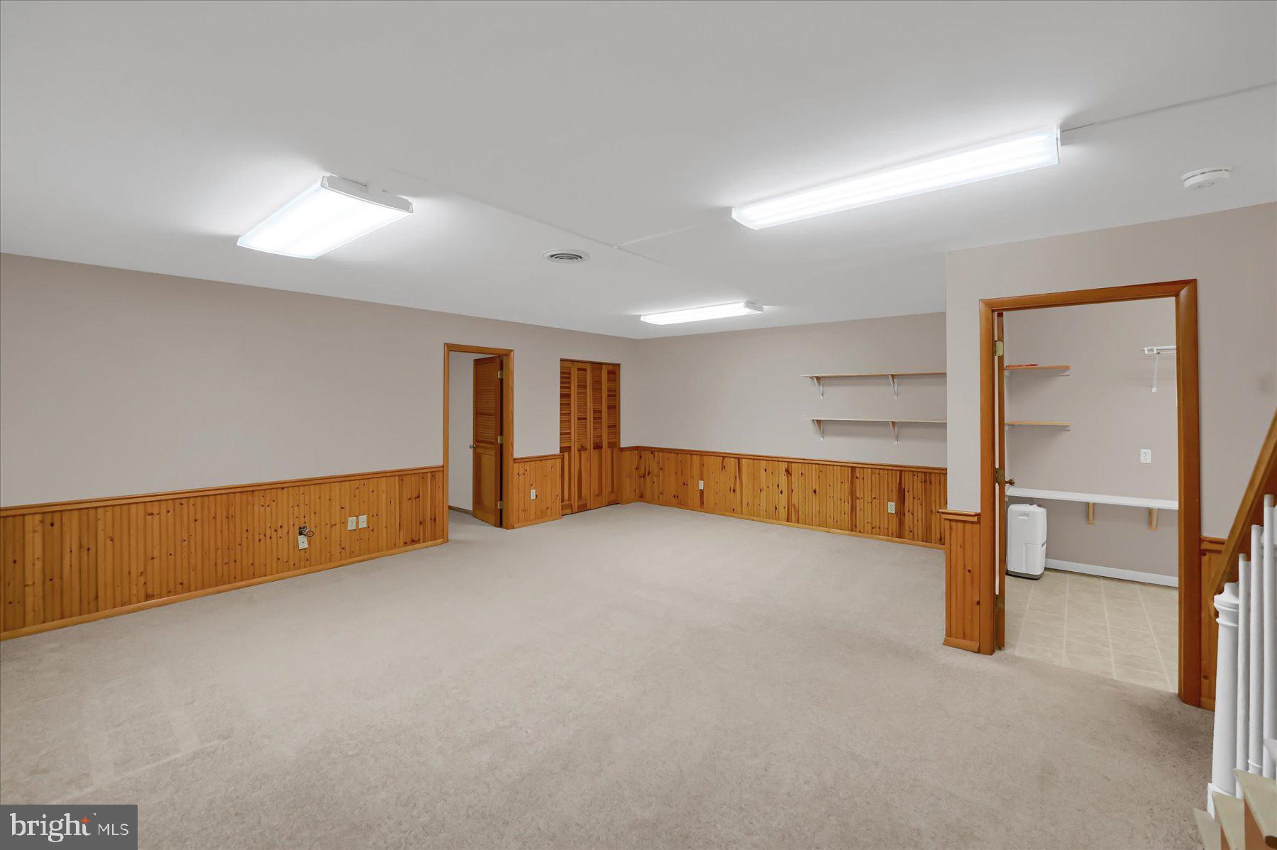 AARON VILLAGE - Residential