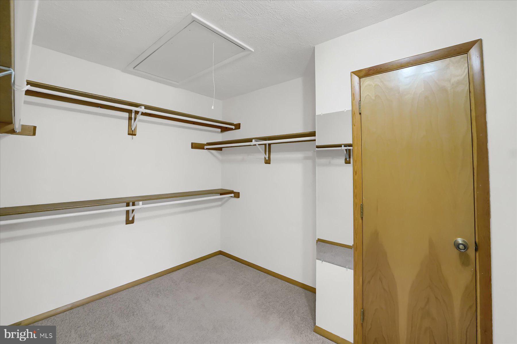 AARON VILLAGE - Residential