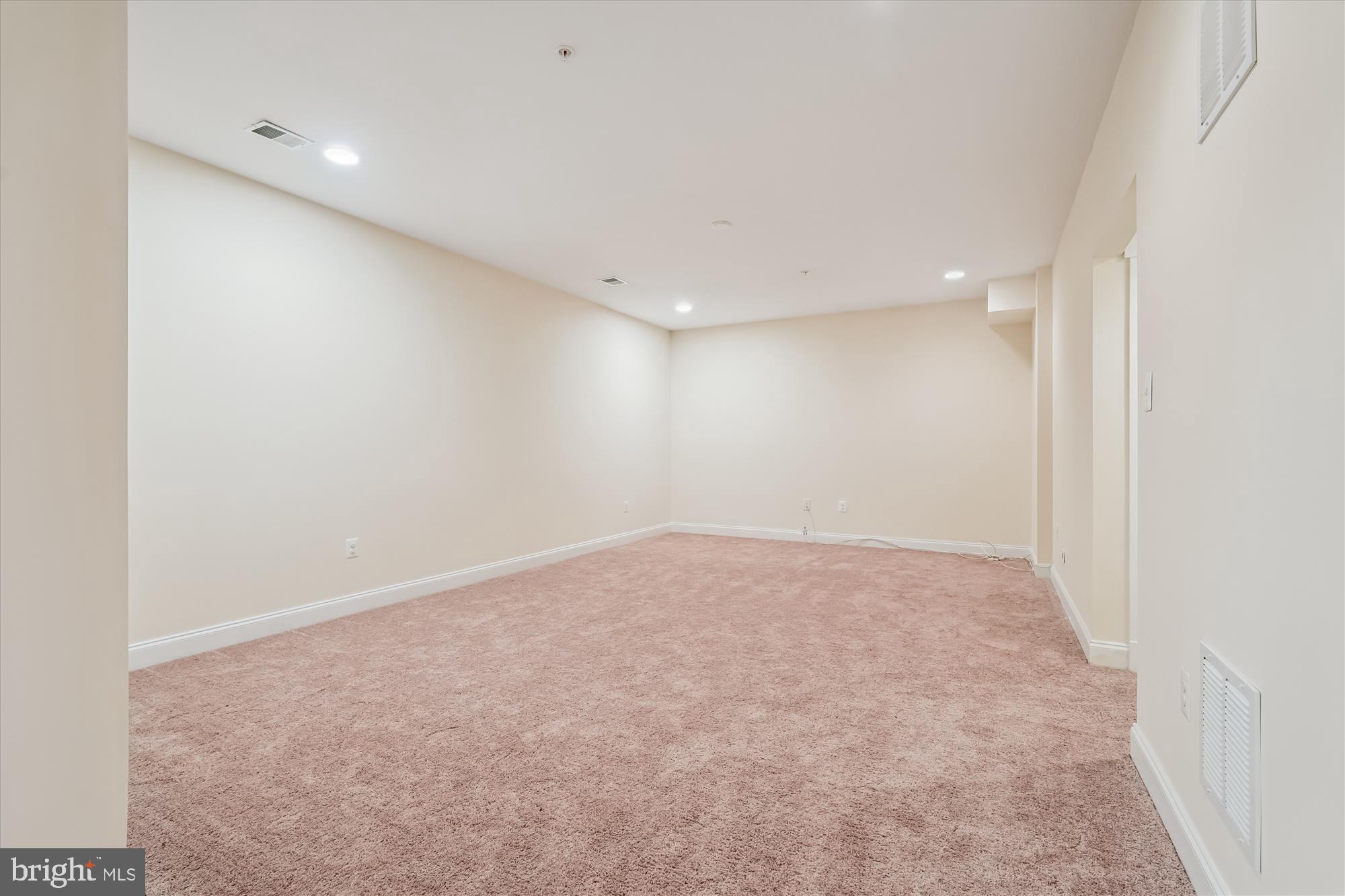 RIVER QUARRY - Residential Lease