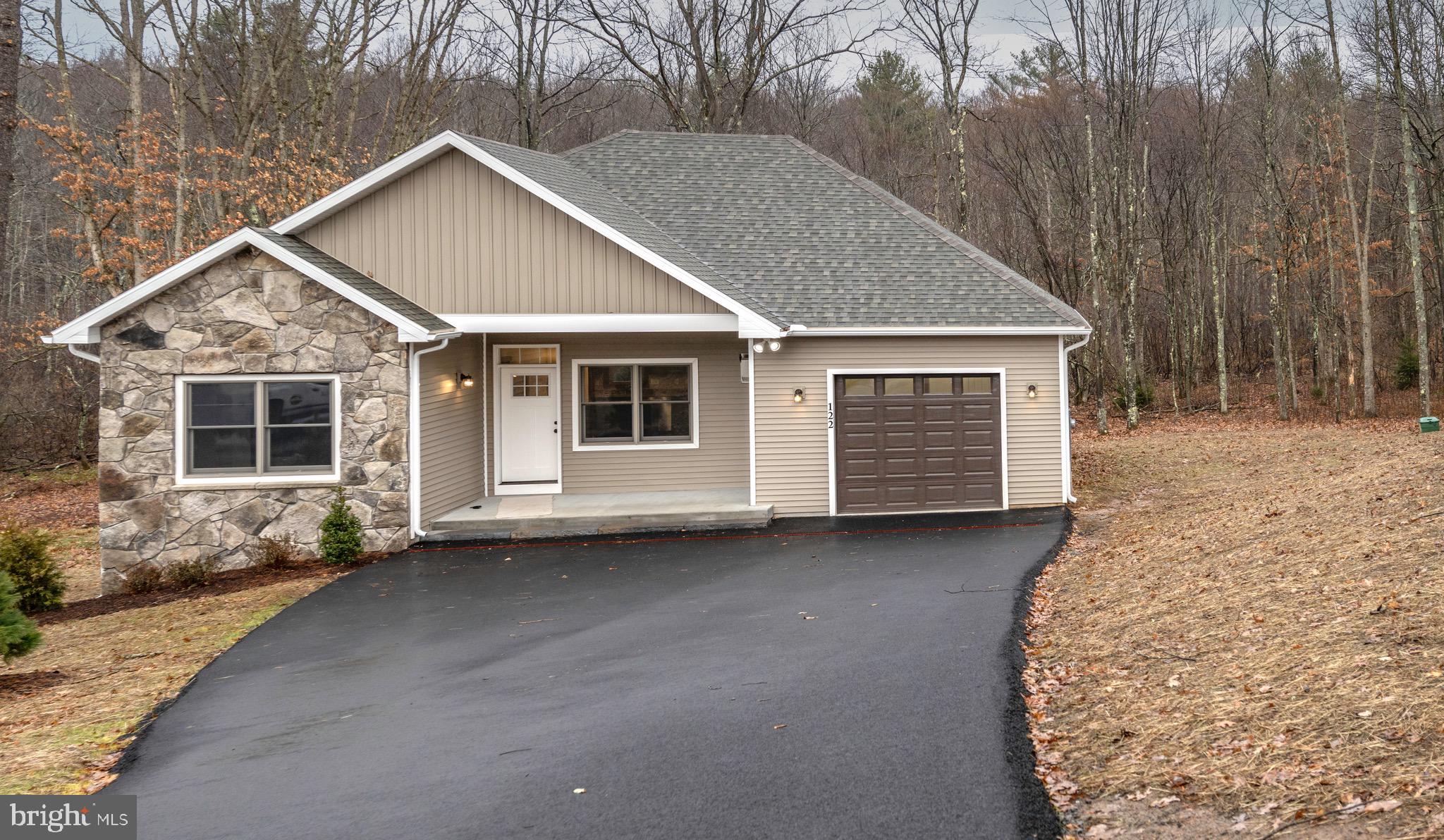 COLLEGE HEIGHTS - Residential