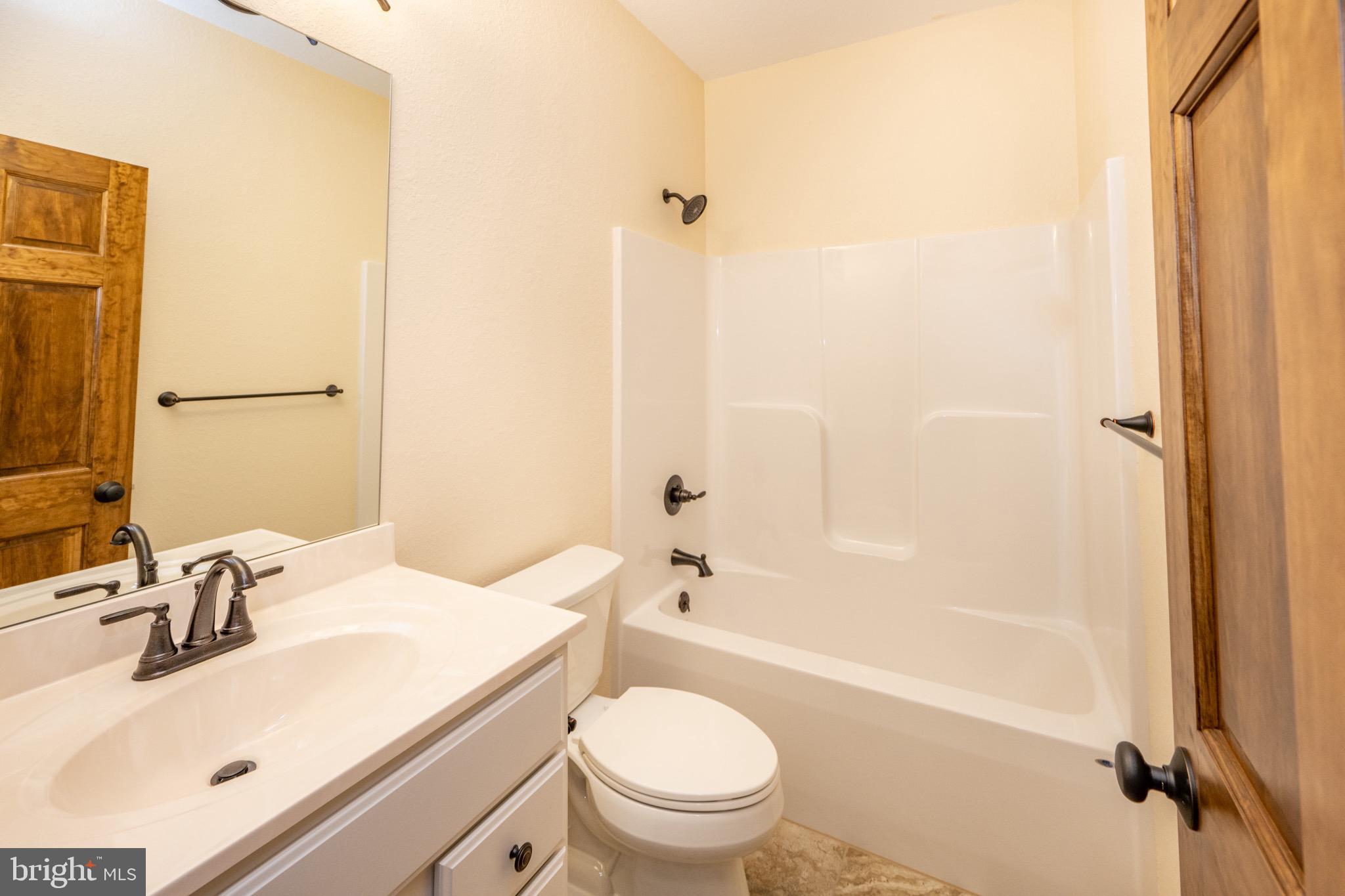 COLLEGE HEIGHTS - Residential