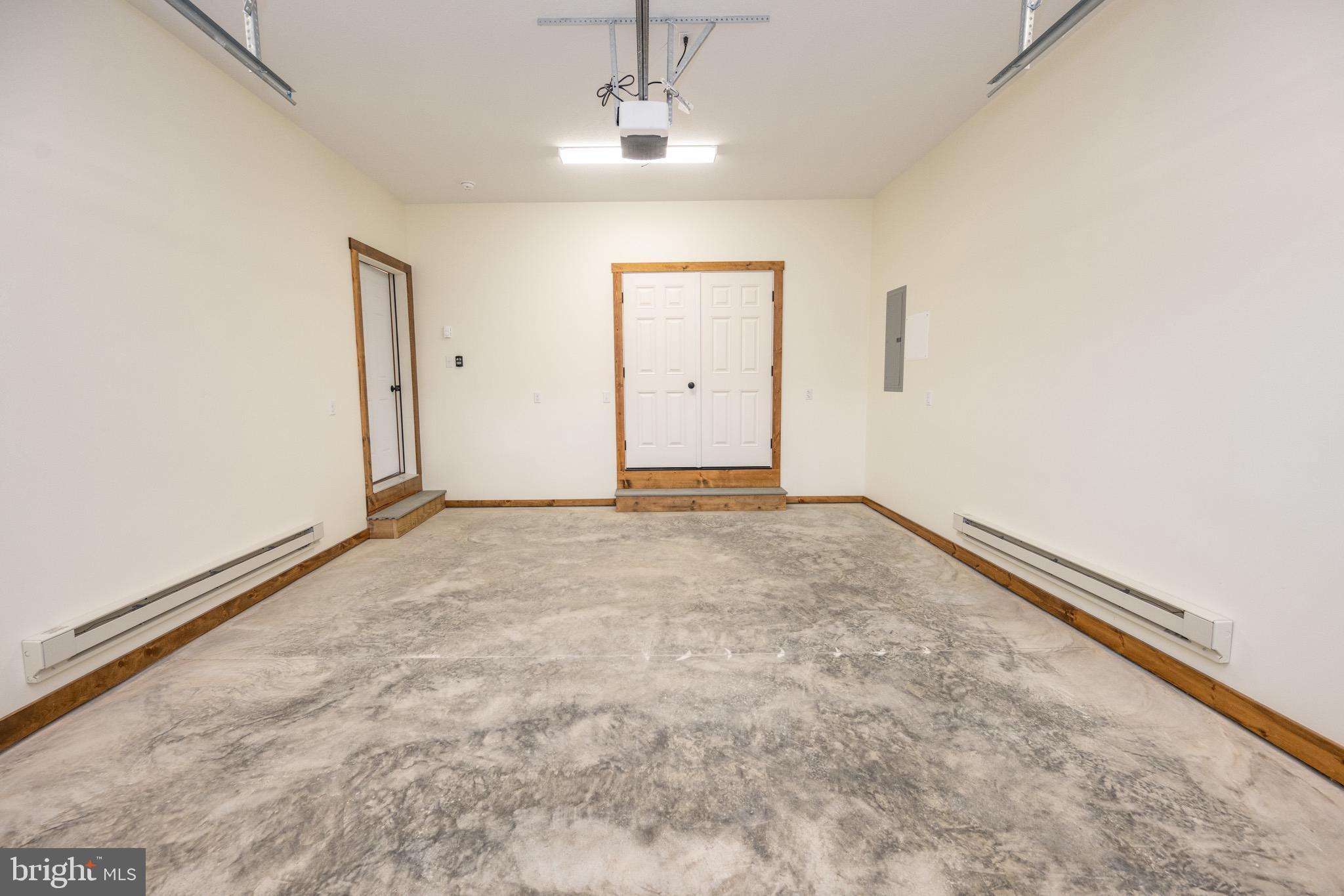 COLLEGE HEIGHTS - Residential