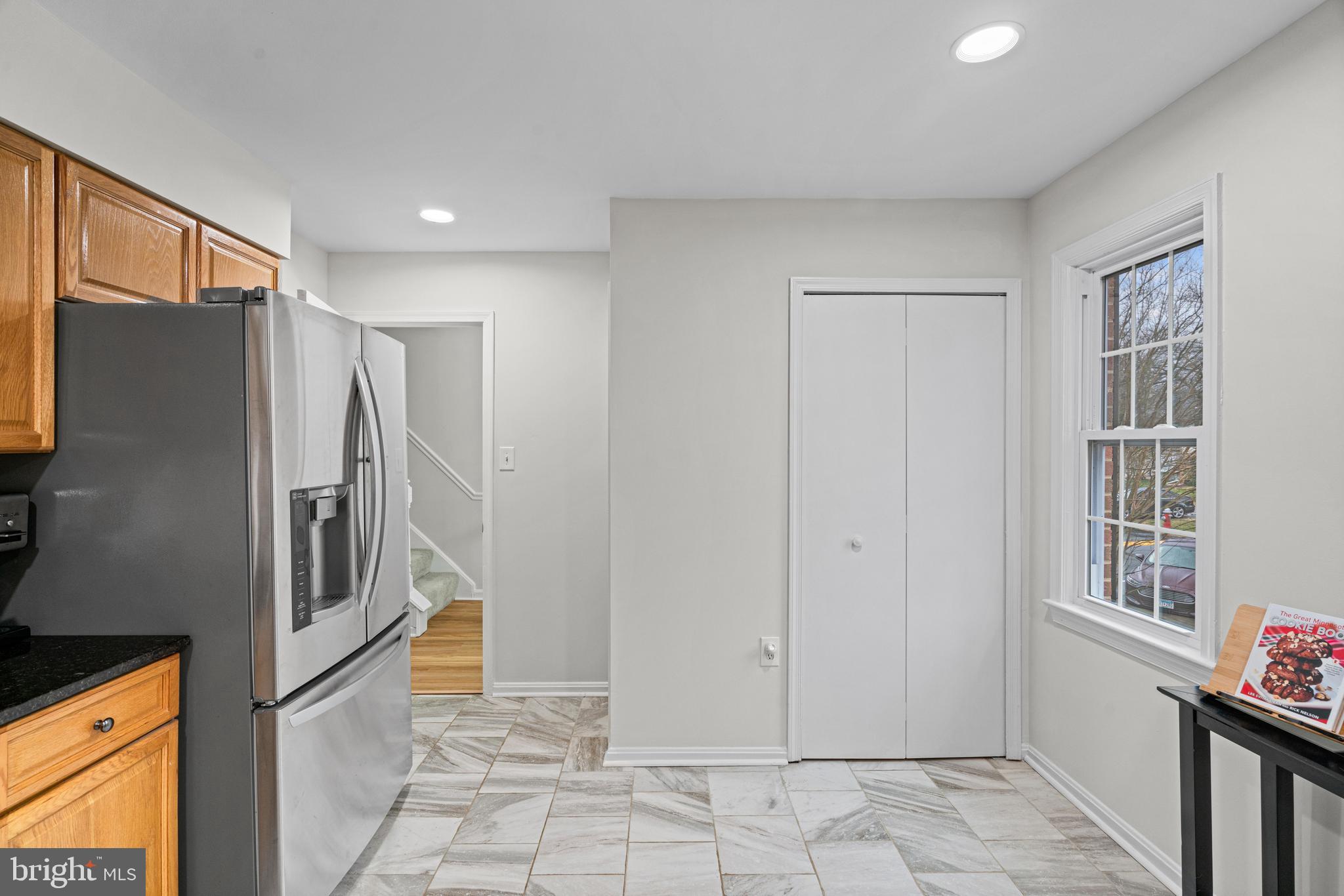 BURKE STATION SQUARE - Residential