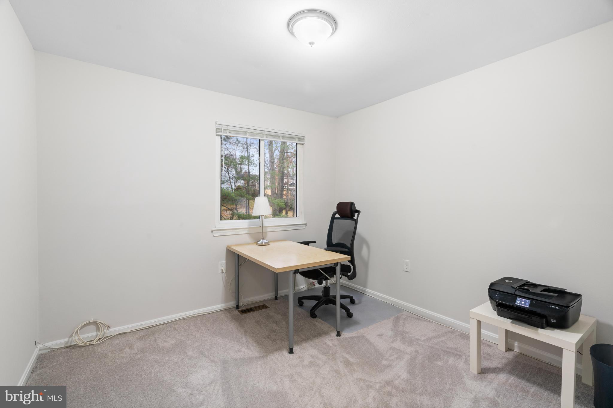 BURKE STATION SQUARE - Residential