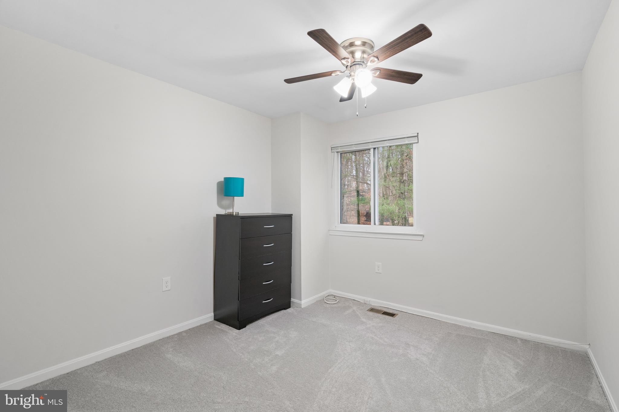 BURKE STATION SQUARE - Residential