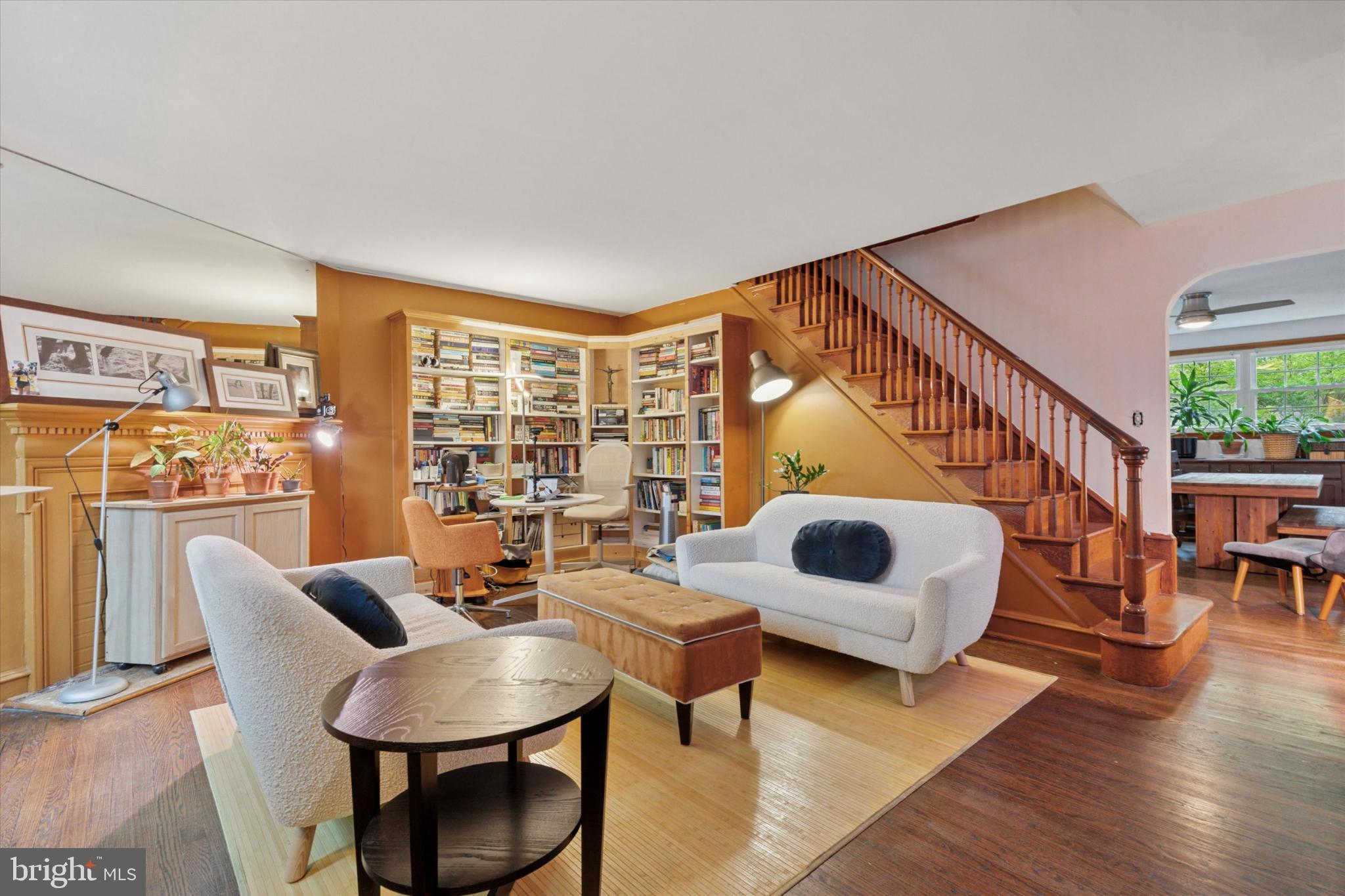 251 STONEWAY LANE