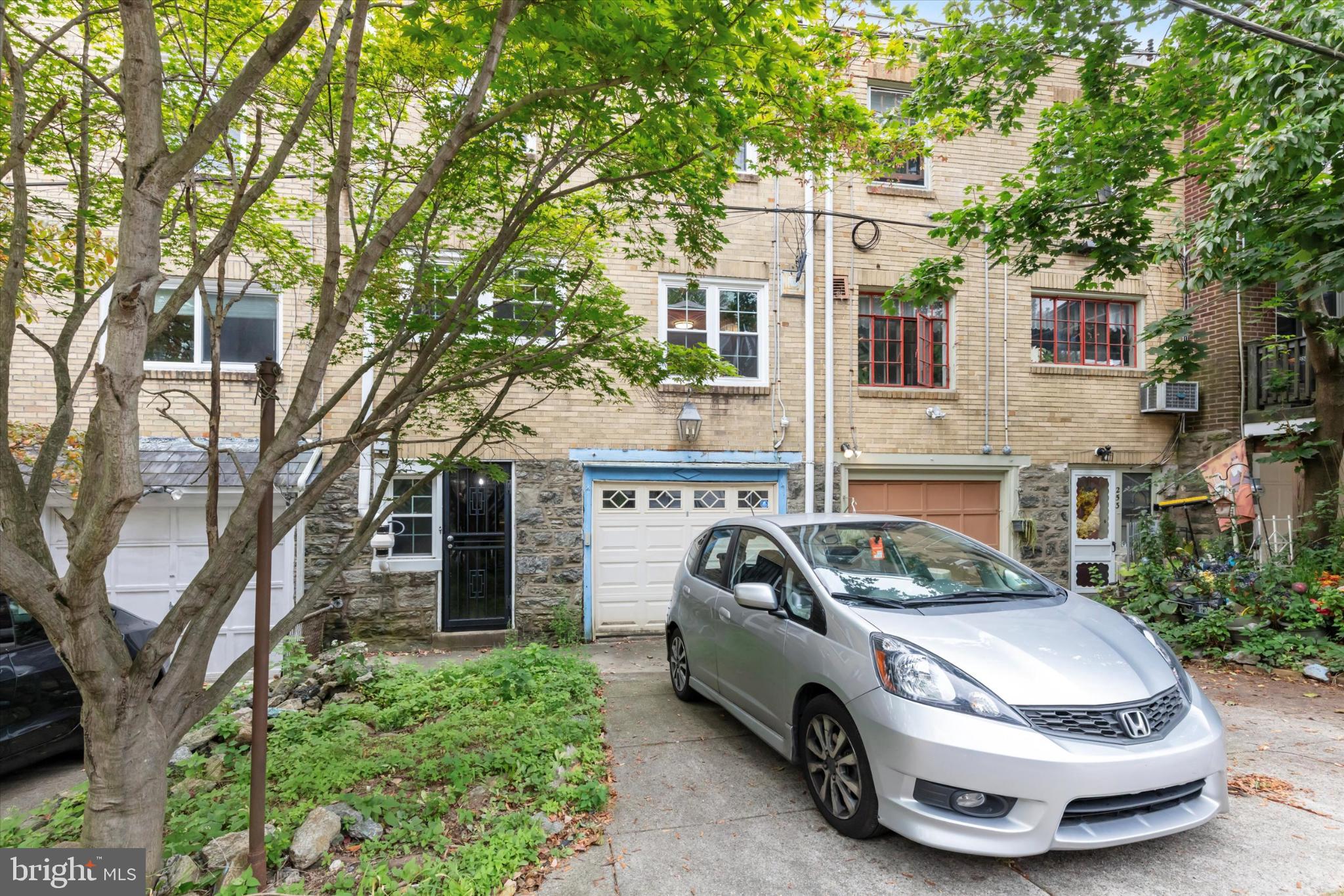 MERION PARK - Residential