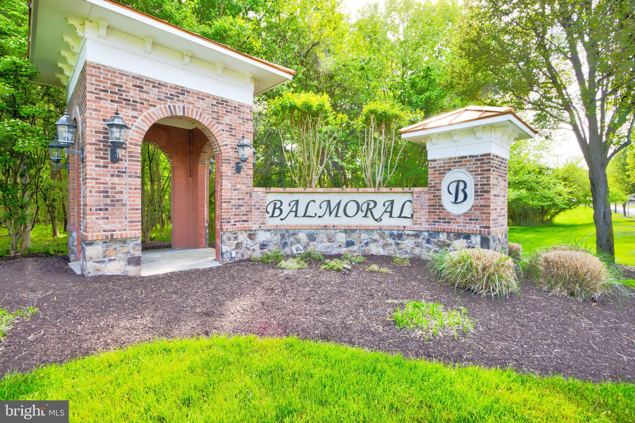 3900 CHANCELSORS DRIVE