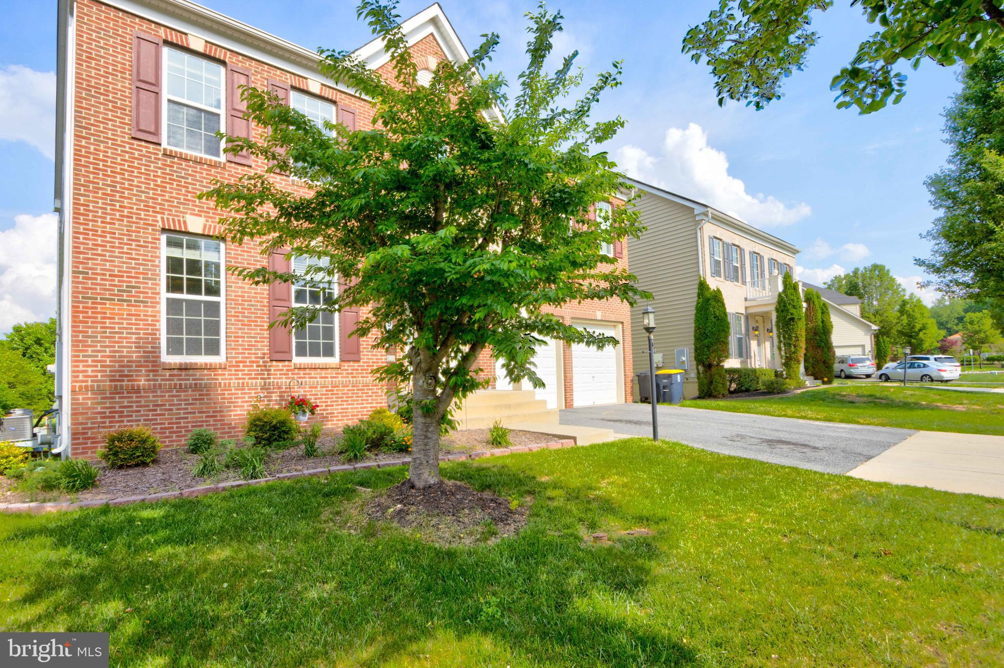 3900 CHANCELSORS DRIVE