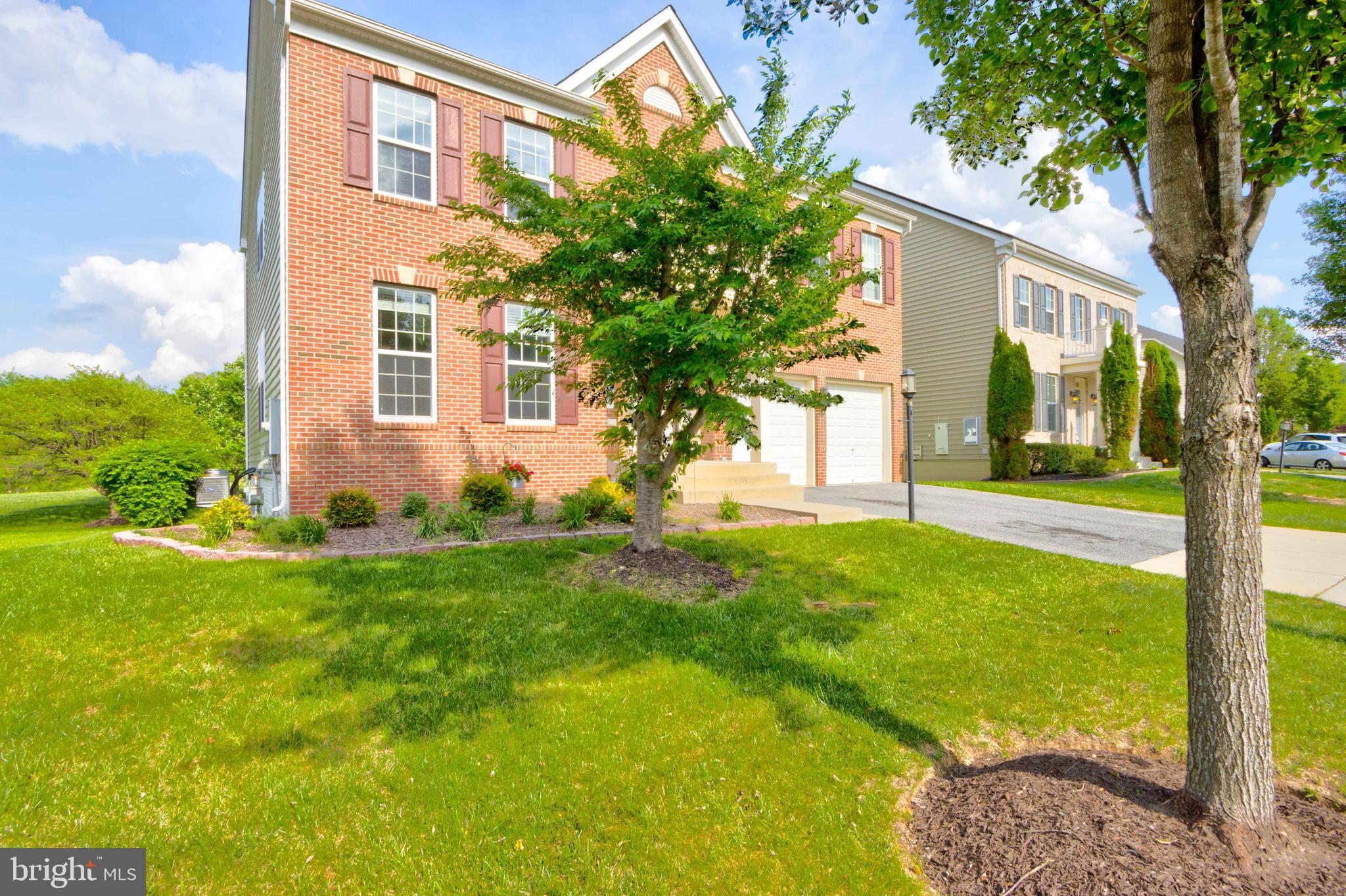 3900 CHANCELSORS DRIVE